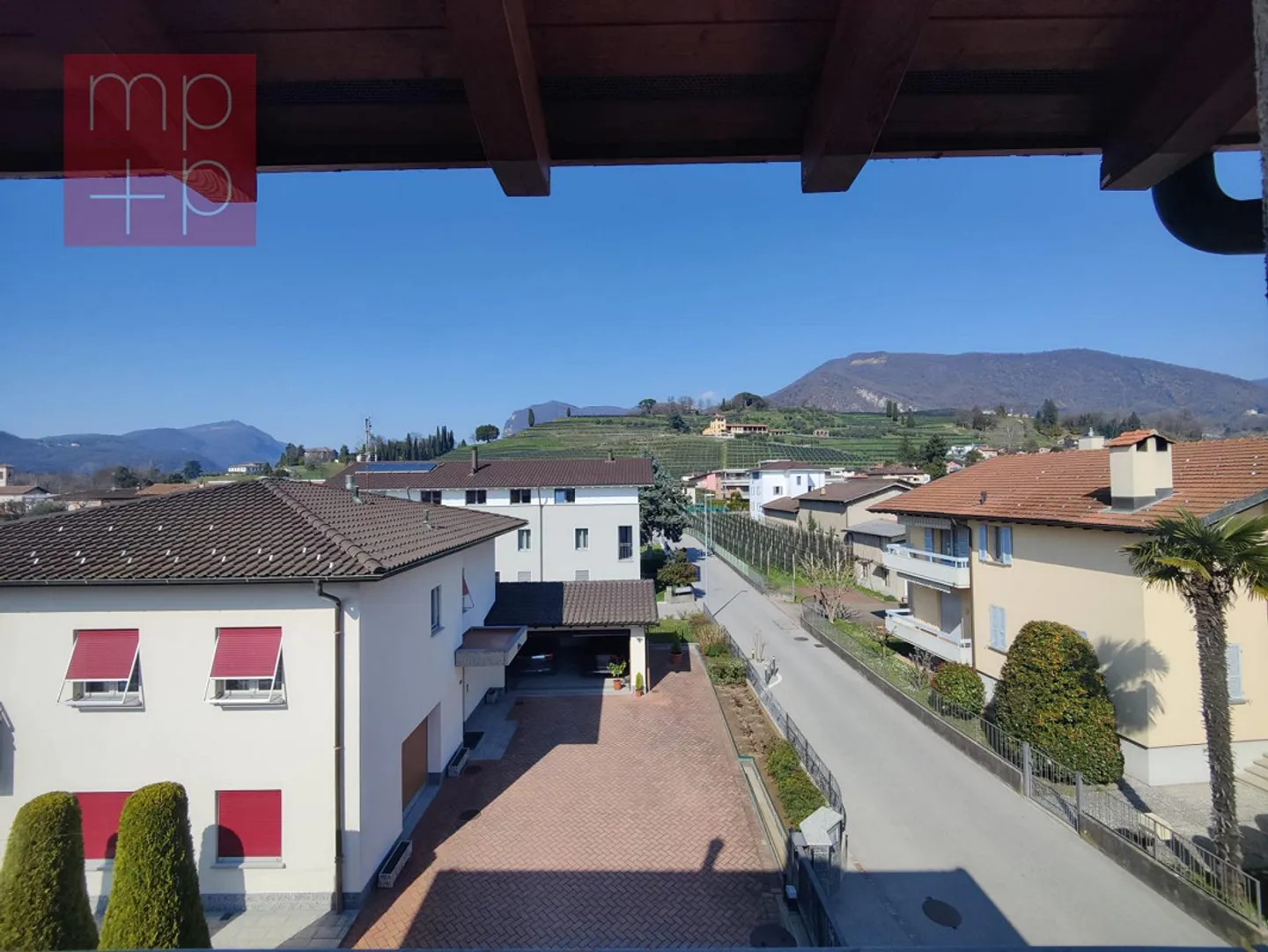 Villa - Coldrerio - Photo 3 of 8