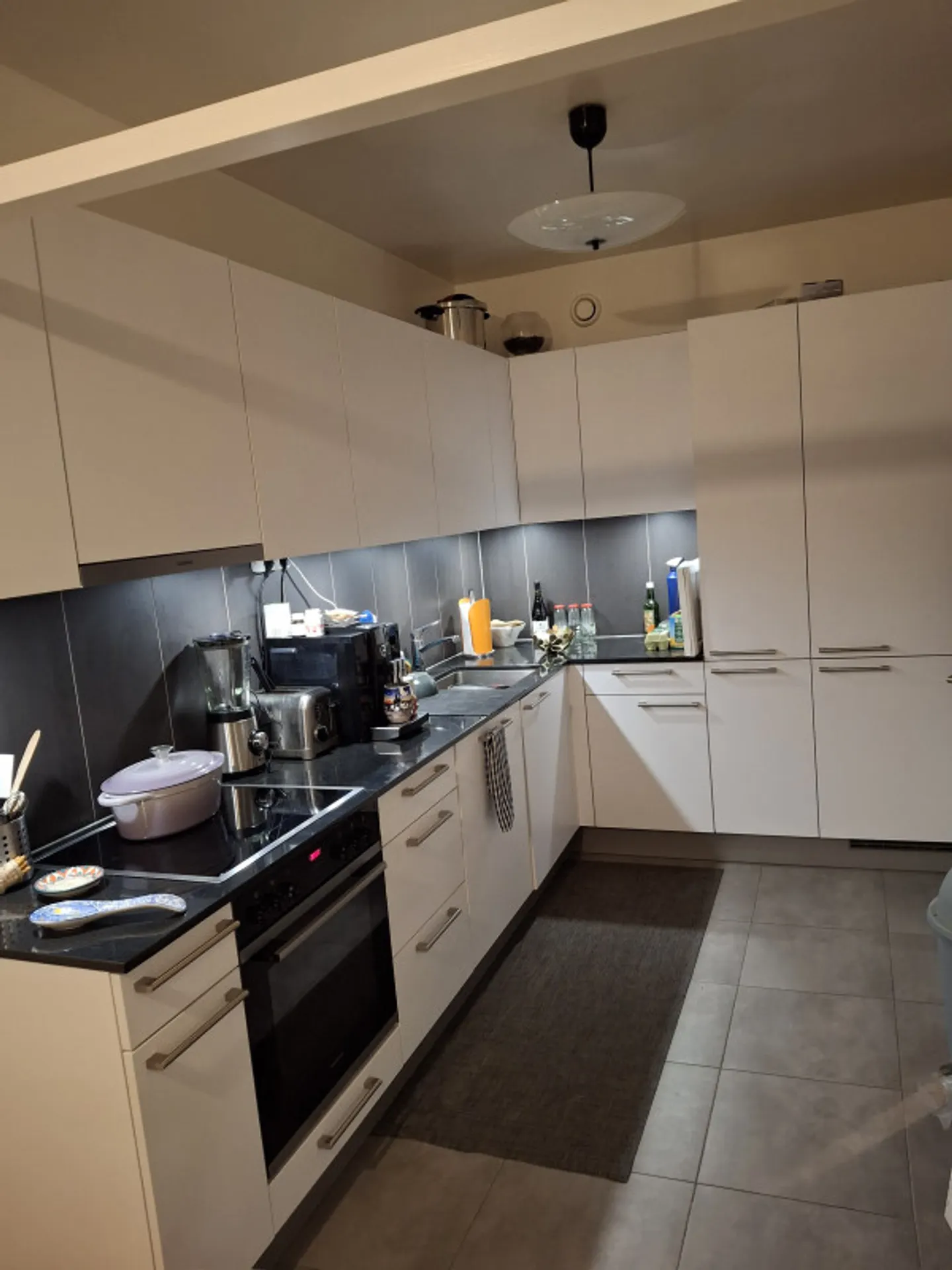 Appartement 4 pièces avec loggia - Photo 4 sur 10