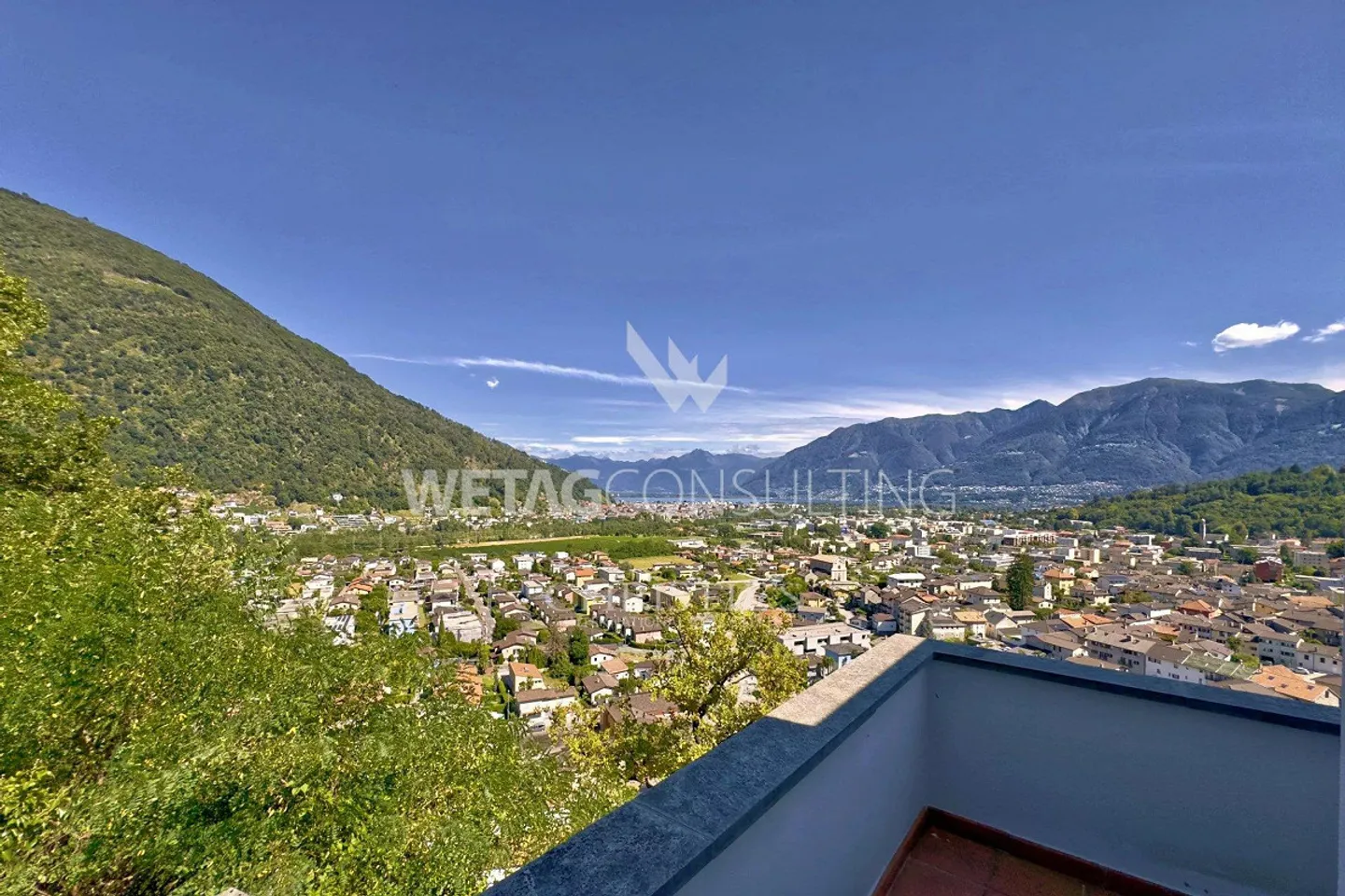 Losone: Bellissima villa da ristrutturare nel verde in vendita - Foto 6 di 10