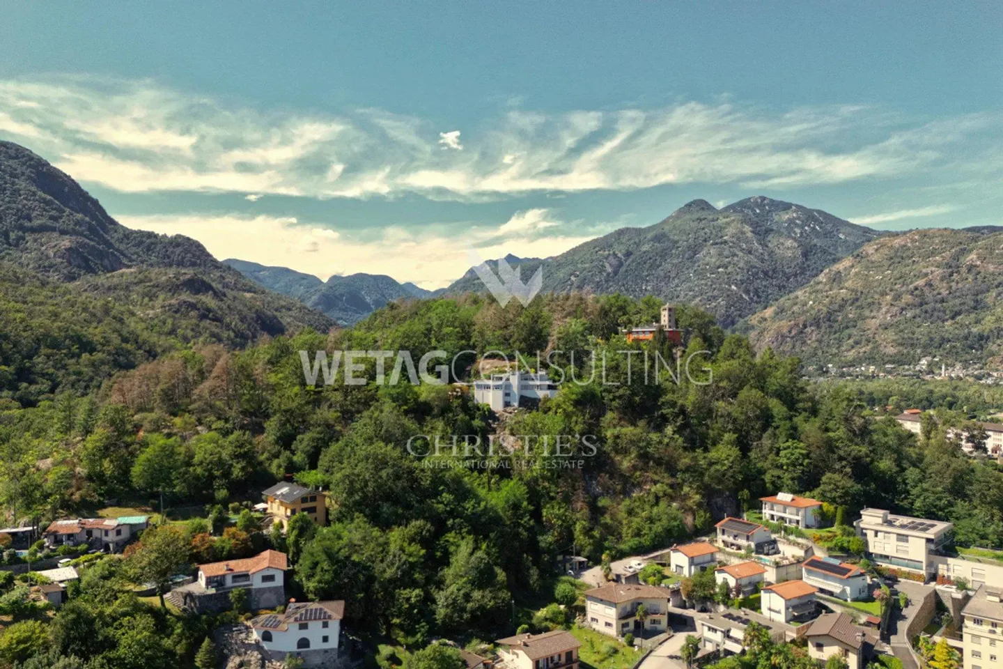 Losone: Bellissima villa da ristrutturare nel verde in vendita - Foto 10 di 10