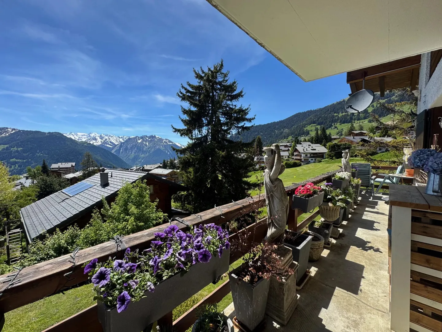 Appartamento di 4 stanze con vista molto bella - Foto 12 di 12