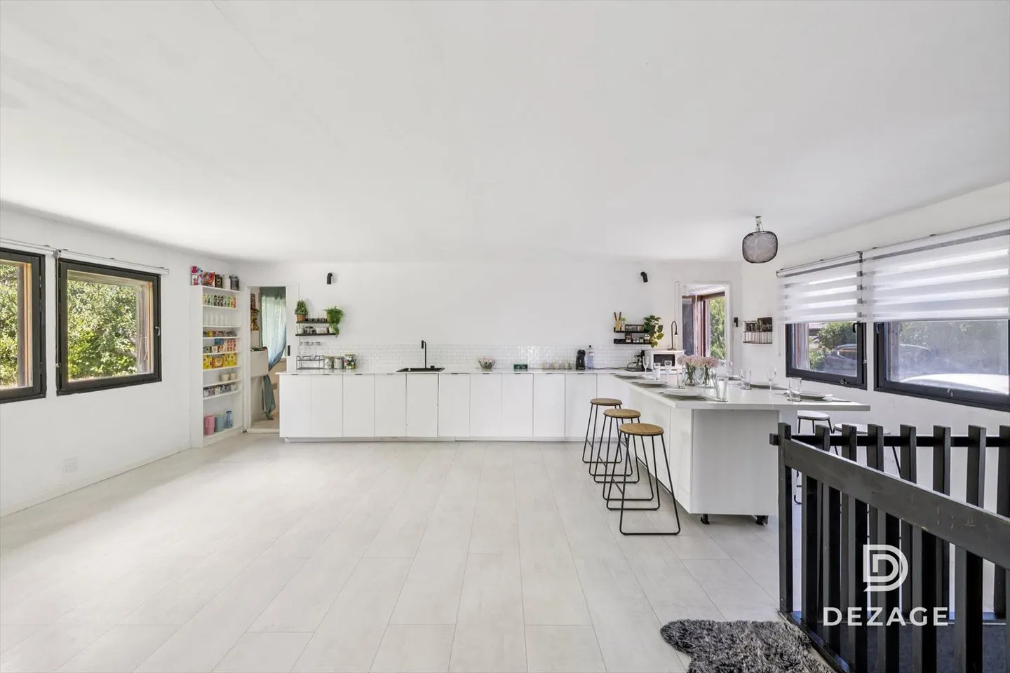 Haus zu renovieren in ruhiger Lage mit großem Garten, in der Nähe von Schulen und 20 Minuten von... - Foto 7 von 13