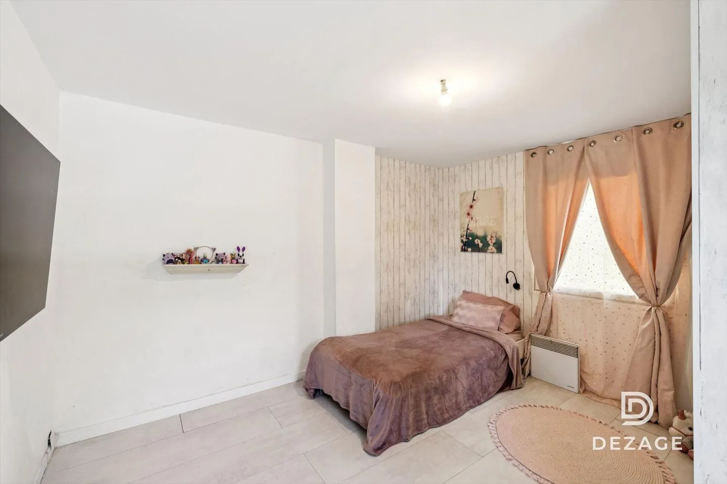 Haus zu renovieren in ruhiger Lage mit großem Garten, in der Nähe von Schulen und 20 Minuten von... - Foto 9 von 13