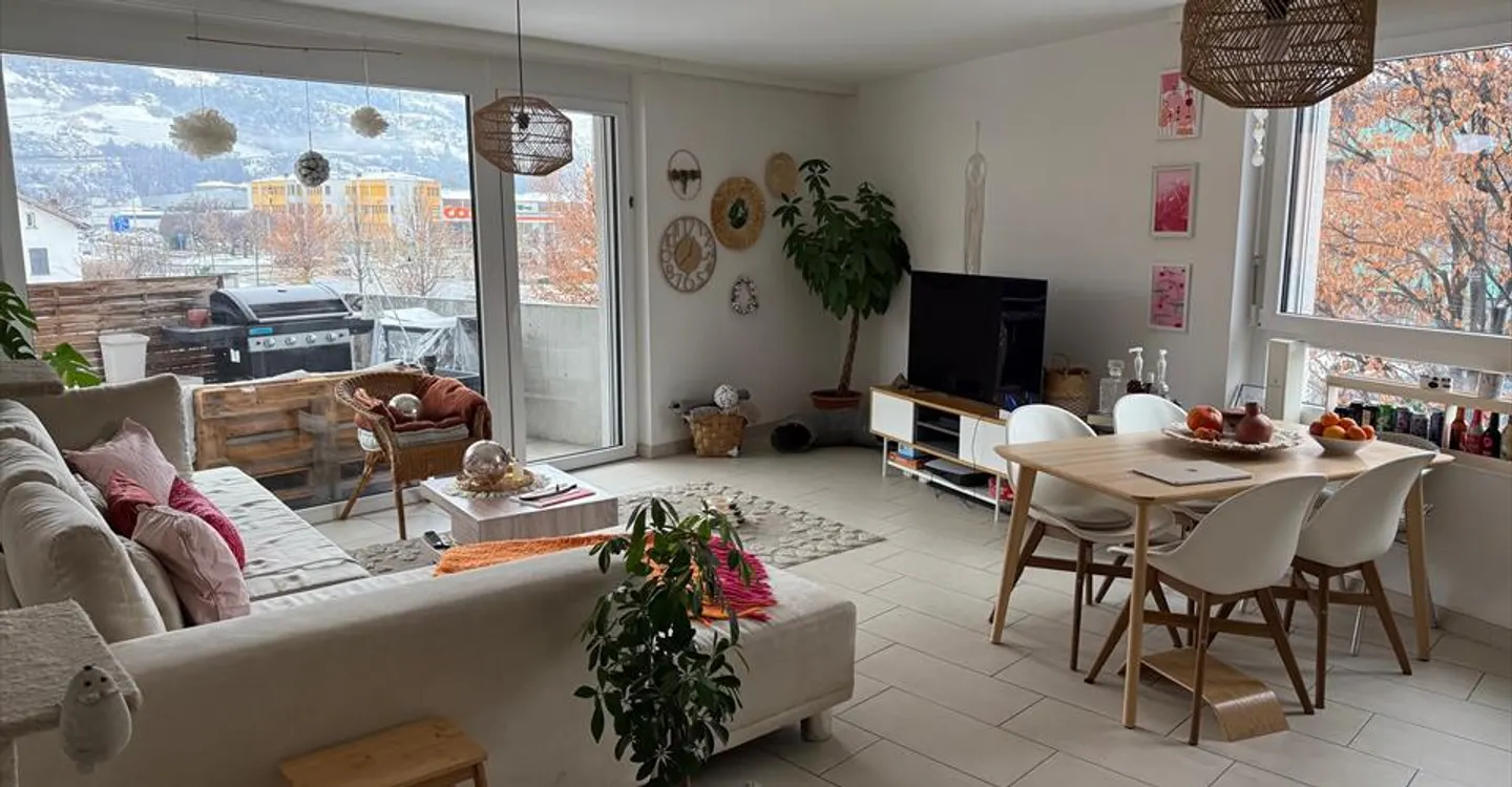 3.5 Room Apartment - Photo 1 of 11