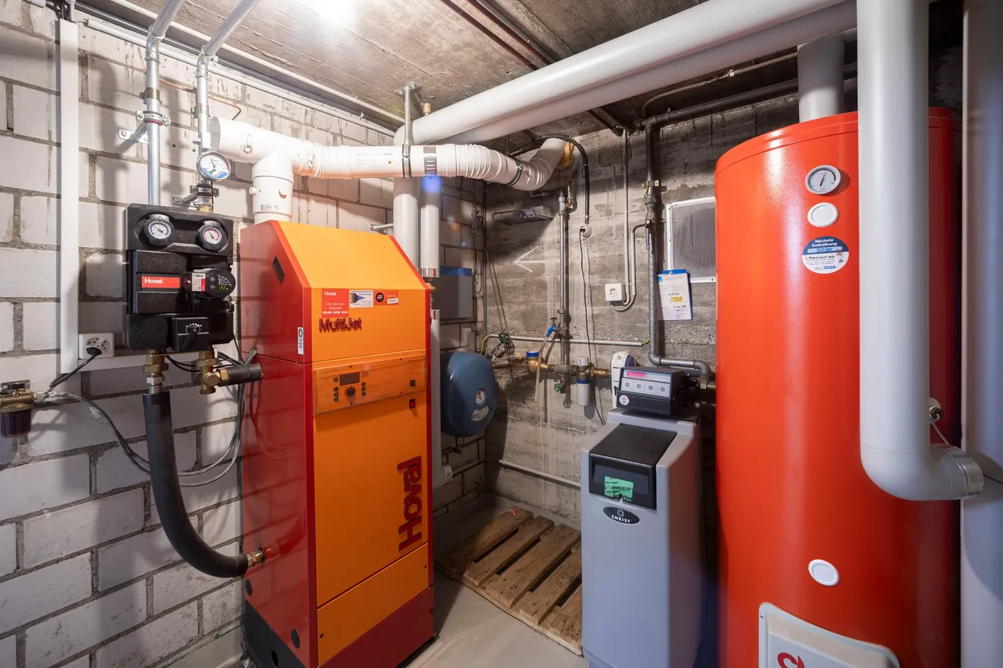 Arriving Home - Photo 21 of 23