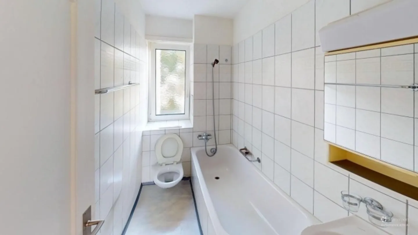 Available until 31st March 2026: Ideal temporary solution – 2.5 room apartment in Seebach - Photo 6 of 7