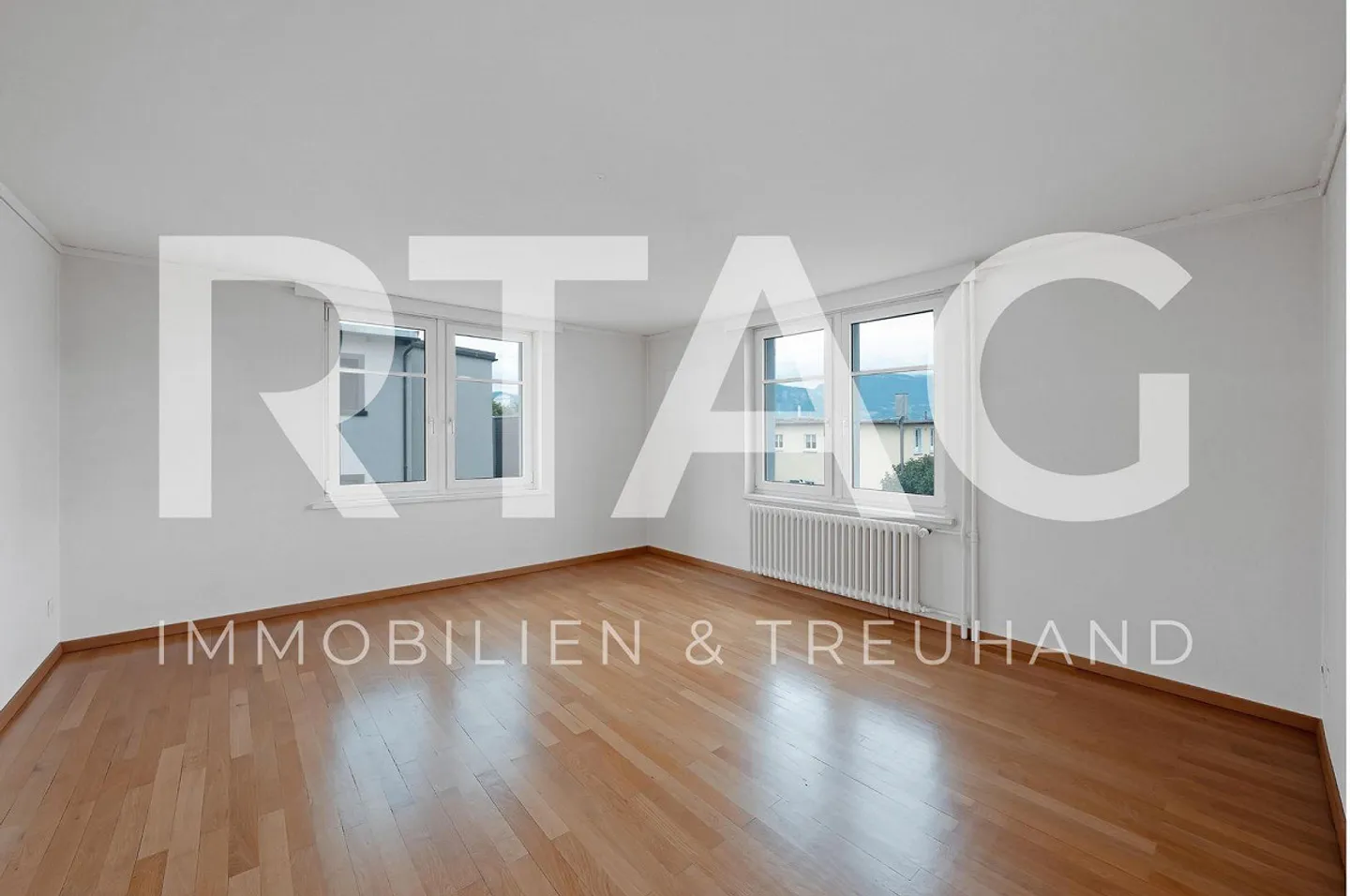 4.5-Room Apartment - Photo 1 of 11