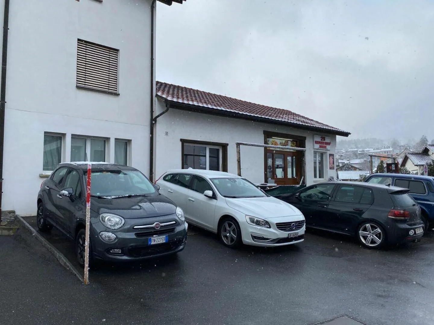 Local commercial dans la zone de la gare de Malans - Photo 8 sur 9