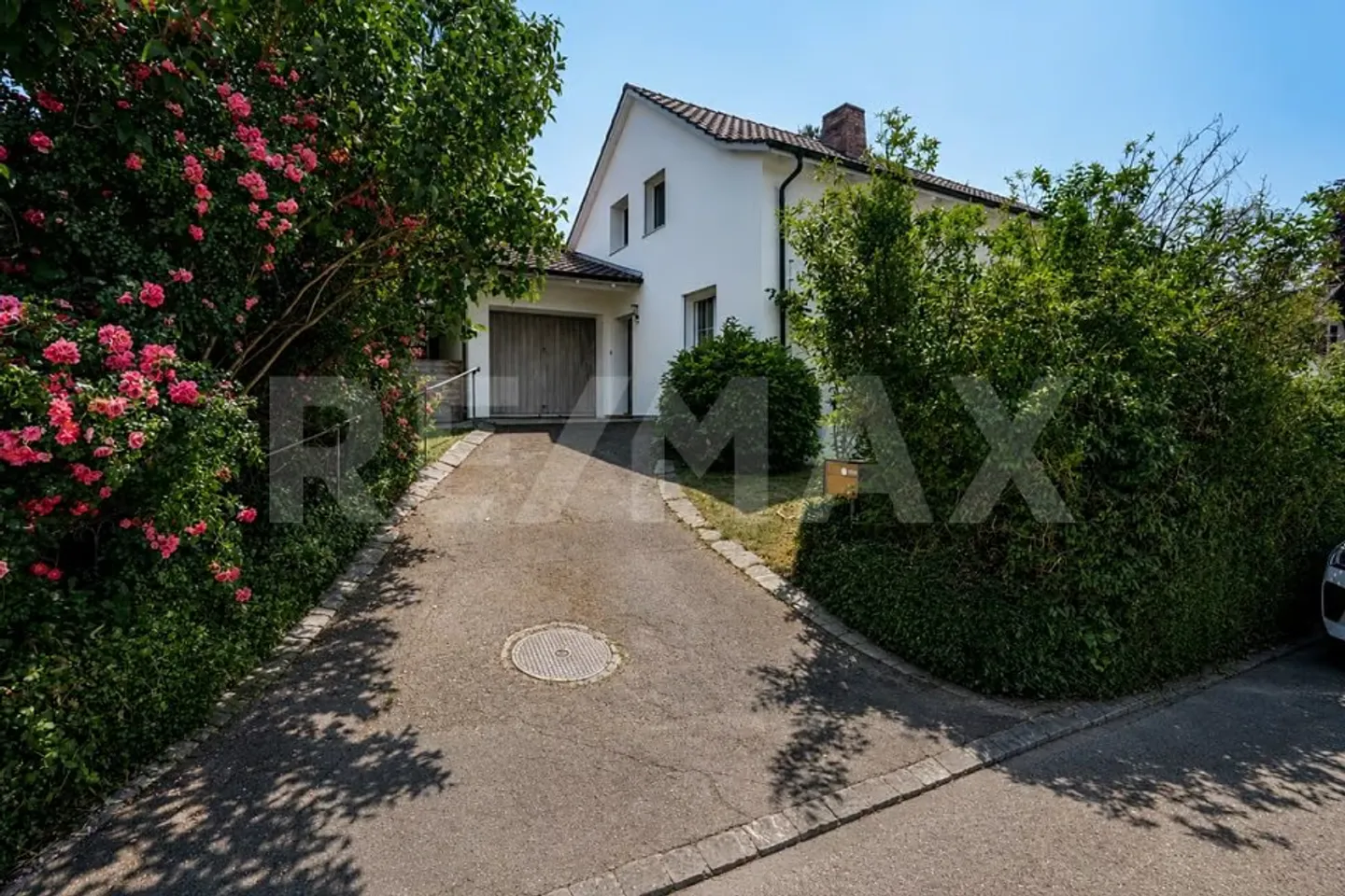 Charmantes Freistehendes Haus - Foto 2 von 13