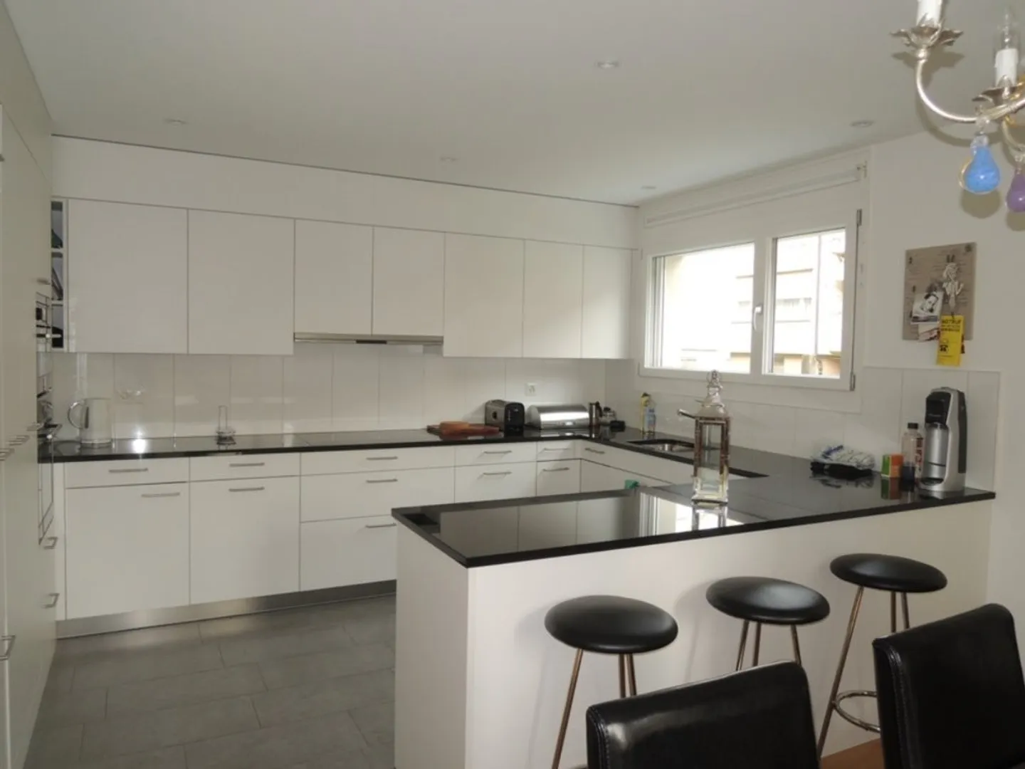 Moderne Wohnung mit Garten - Foto 2 von 8