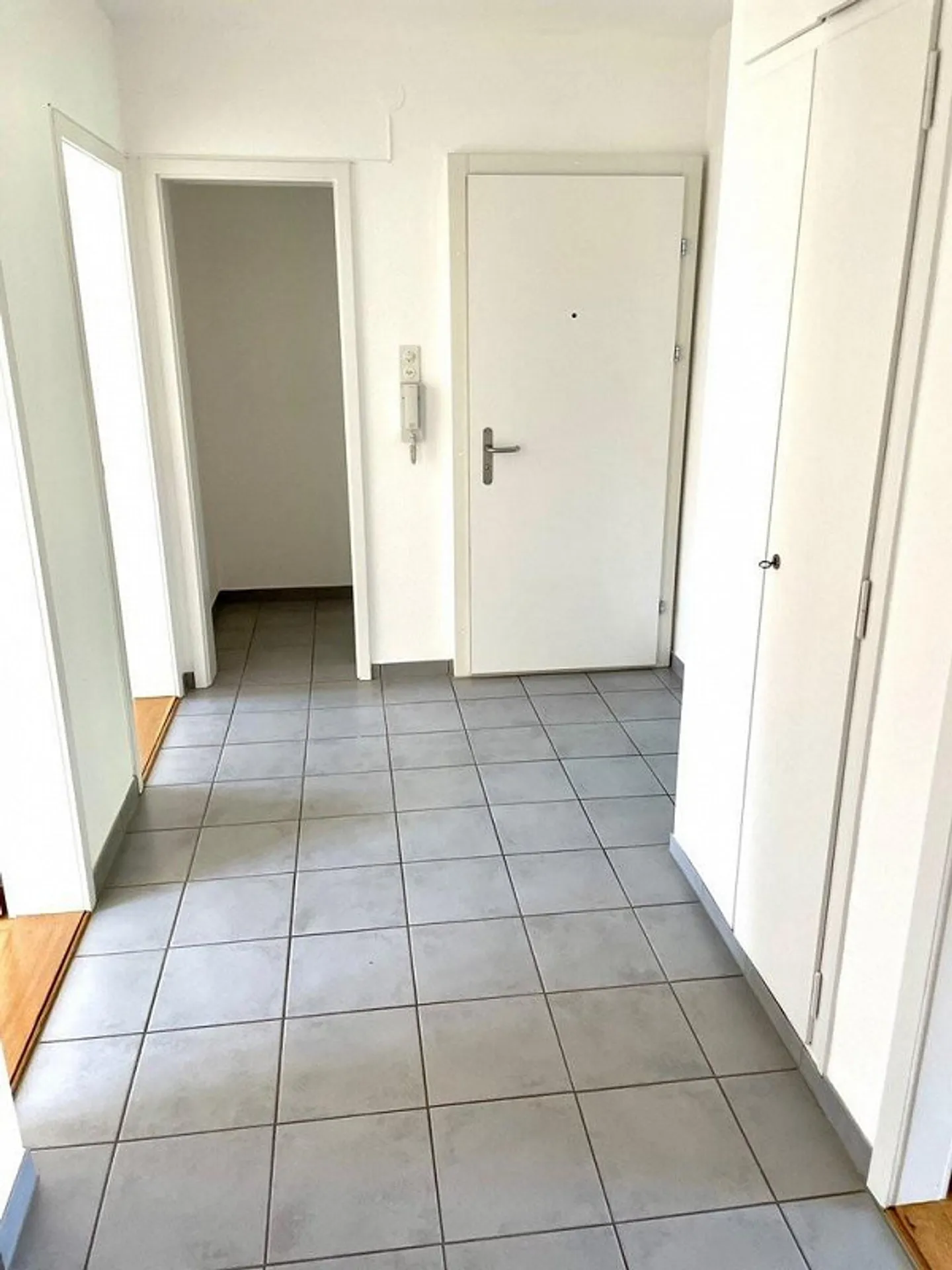 Living near Birs and St. Jakob Park! - Photo 5 of 10