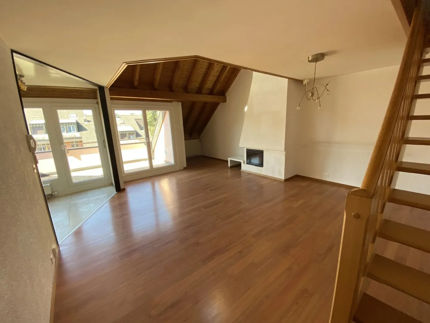 Appartamento duplex e attico di 4,5 stanze con terrazza - Foto 1 di 9