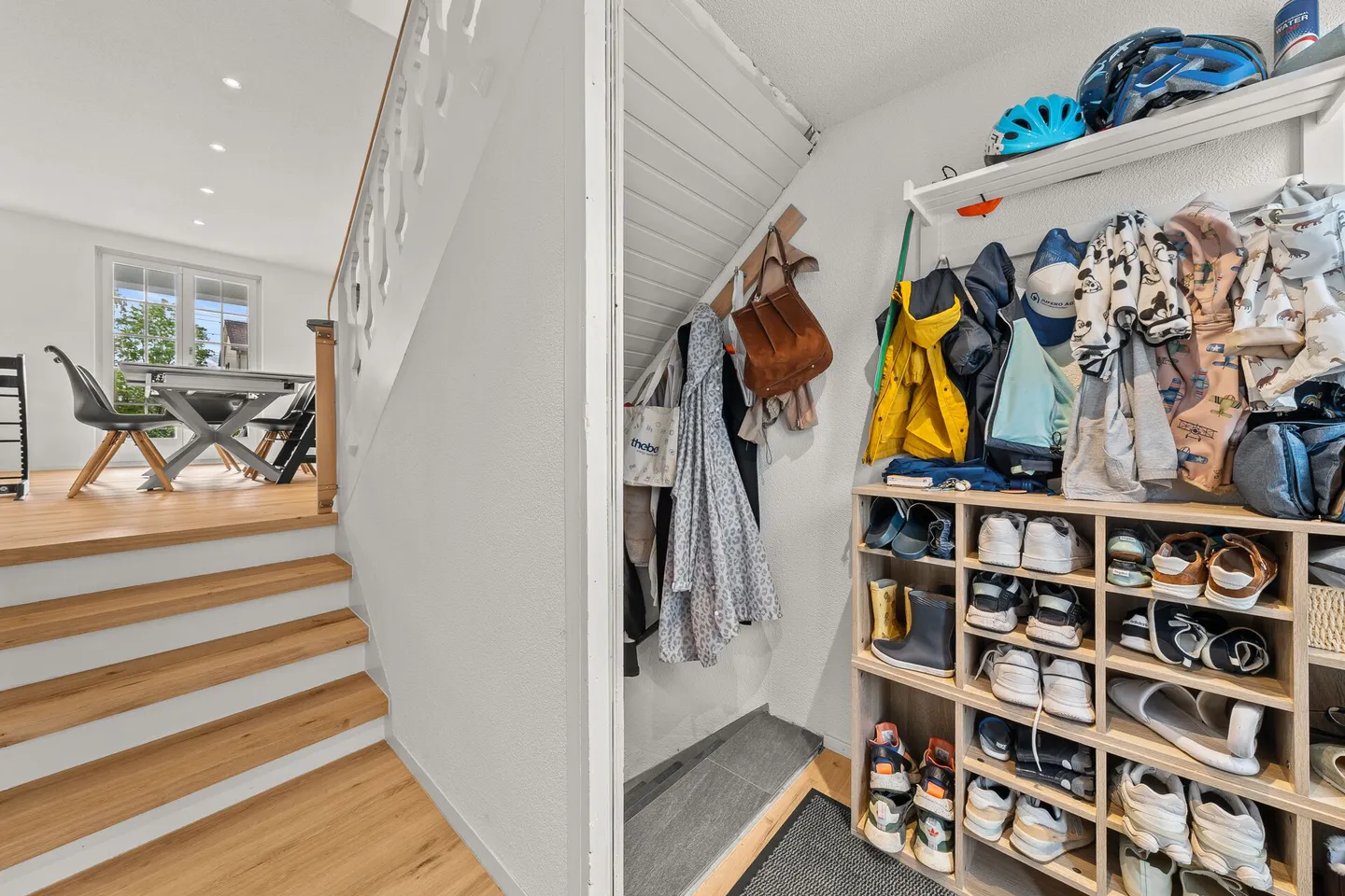 Maison d'angle de 5,5 pièces entièrement rénovée - Emménager et se sentir bien - Photo 15 sur 30