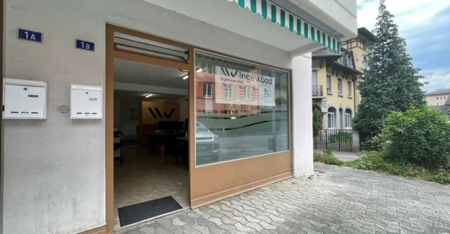 Arcade 1 room - Photo 7 of 9