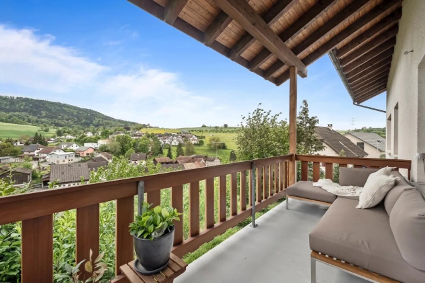 «Mehrfamilienhaus mit 3 Einheiten, freie Aussicht in Schupfart» - Foto 9 von 13