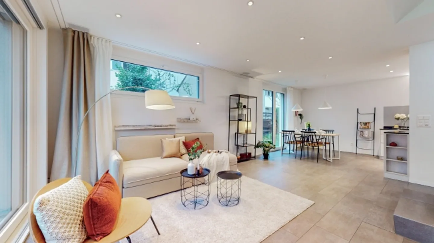 «VILLA MODERNA E SPAZIOSA CON 7,5 CAMERE» - Foto 3 di 8