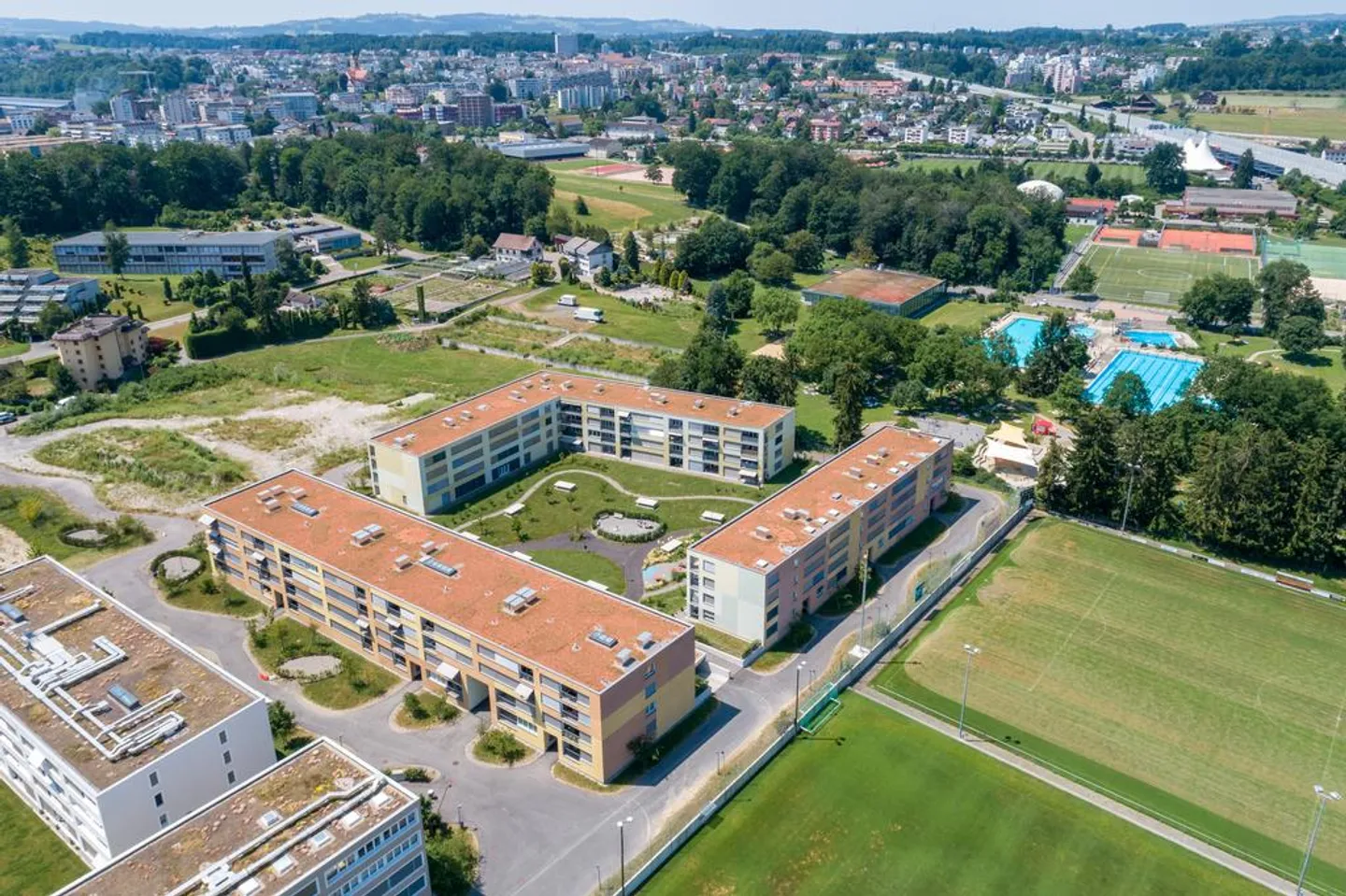 Belle appartement de 2,5 pièces - Photo 1 sur 5