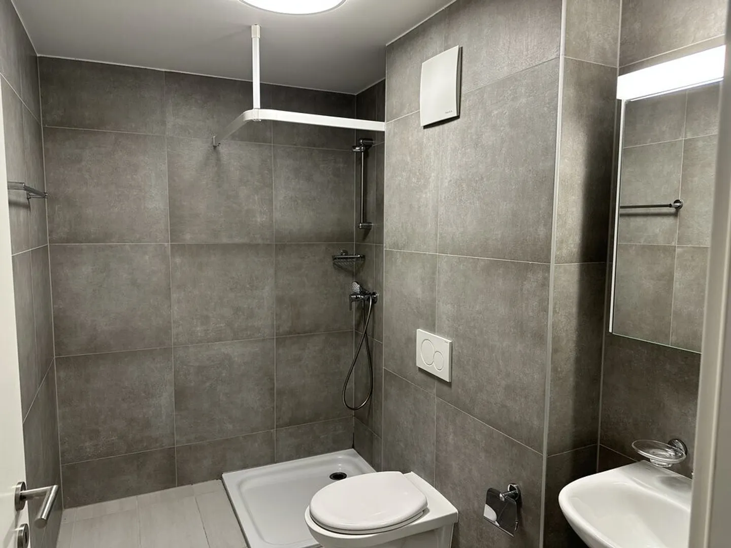 Wohnung mieten - Foto 2 von 4