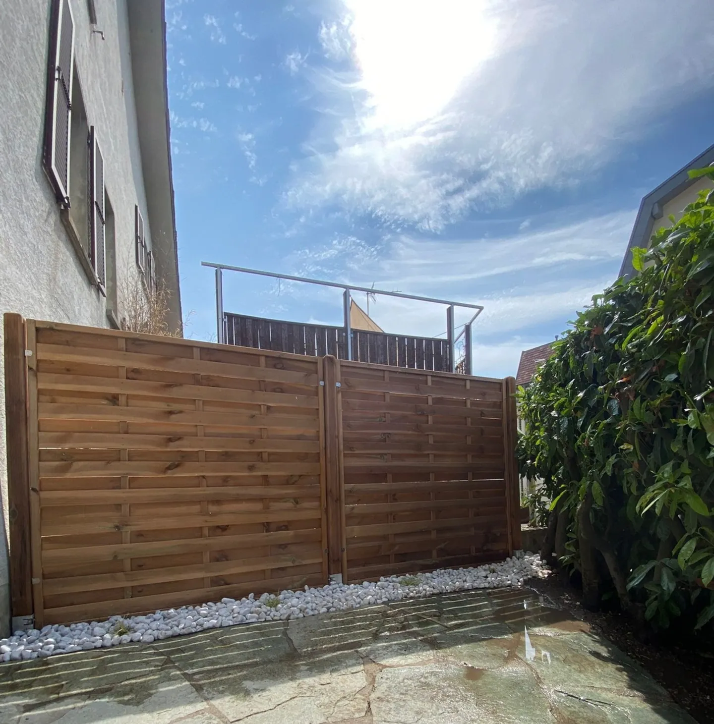 Wunderschöne kleine Wohnung. Perfekter Zustand, Dorfzentrum, Seeblick - Foto 3 von 6