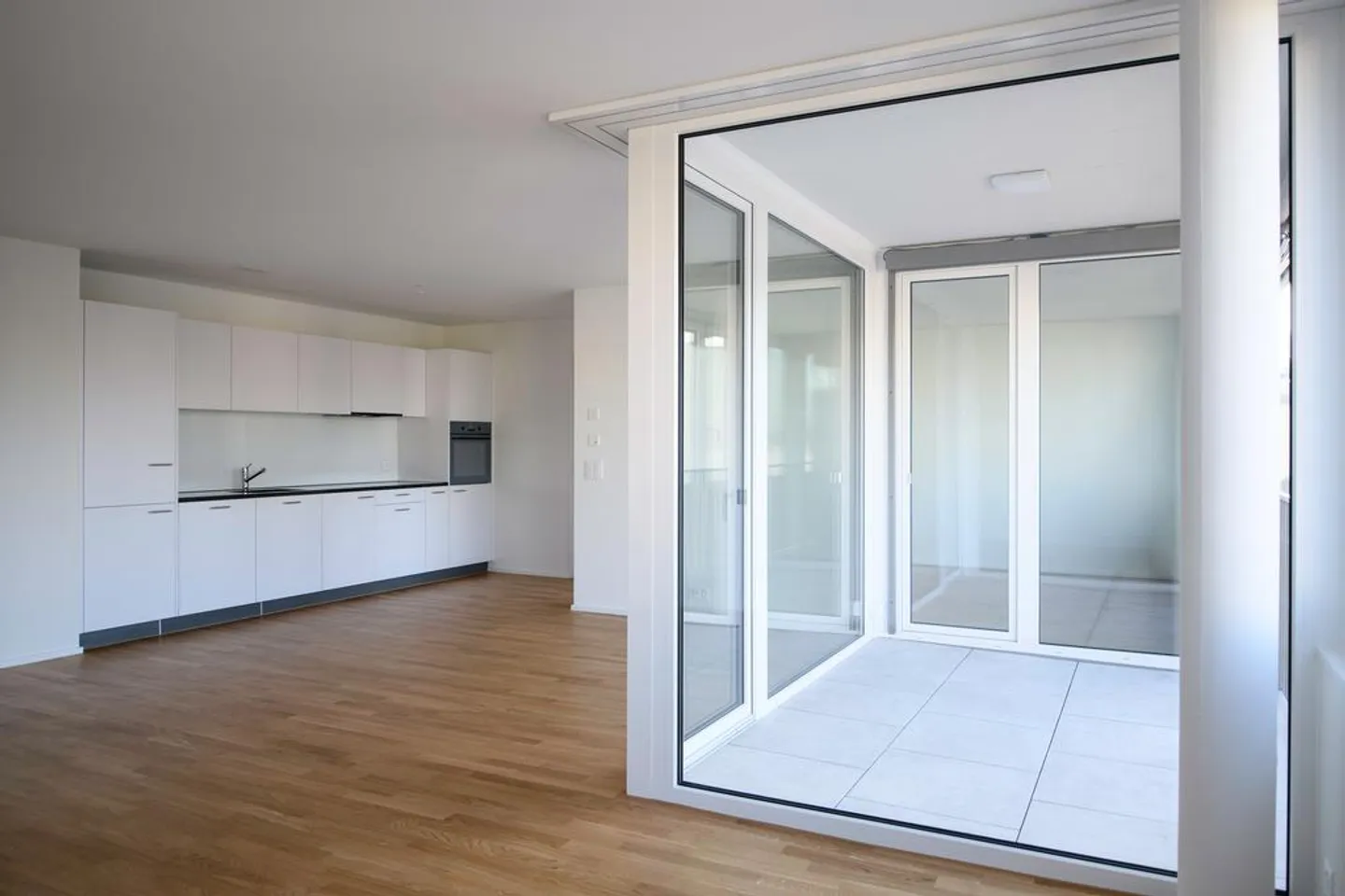 Belle appartement de 2,5 pièces - Photo 2 sur 5