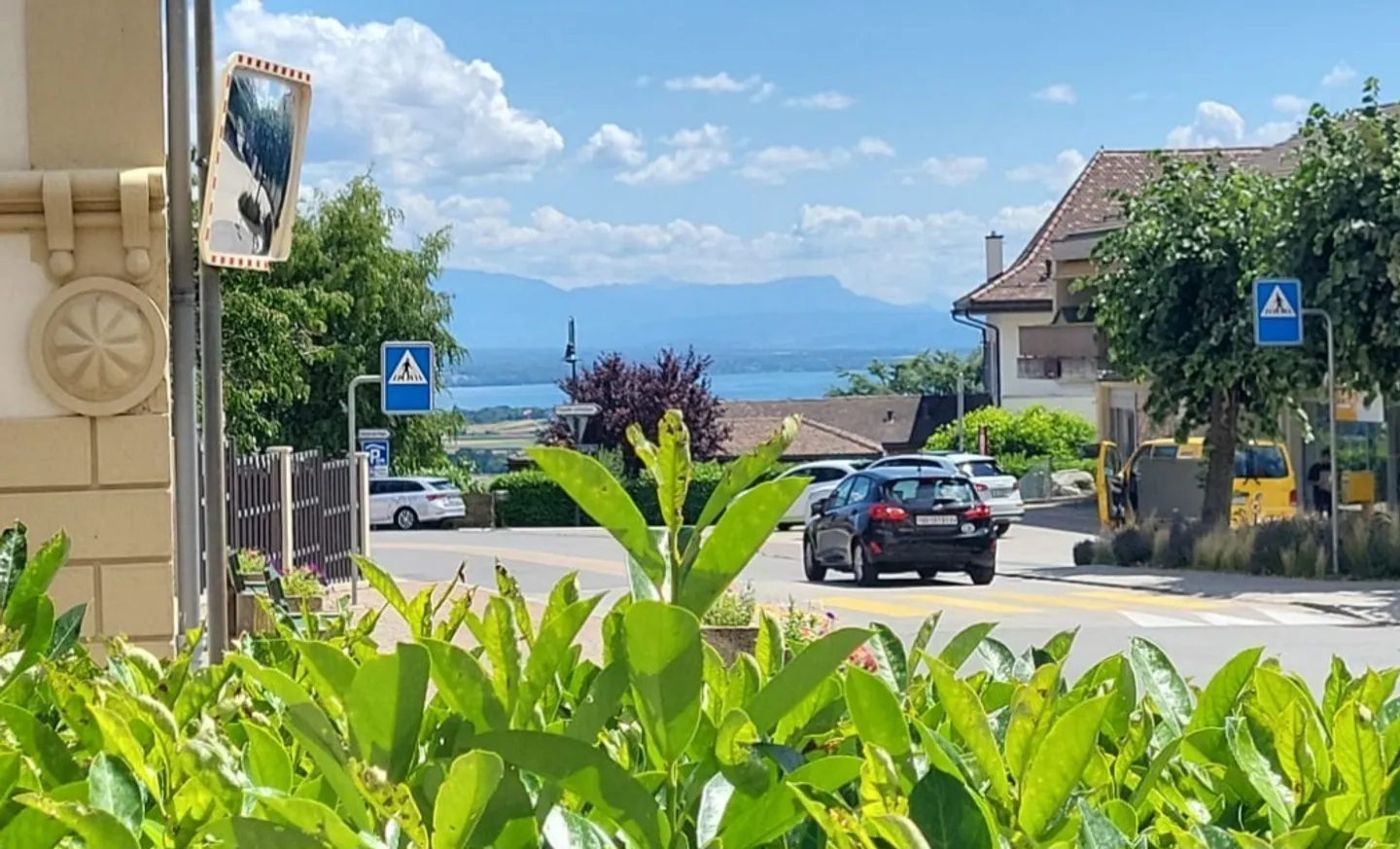Wunderschöne kleine Wohnung. Perfekter Zustand, Dorfzentrum, Seeblick - Foto 1 von 6