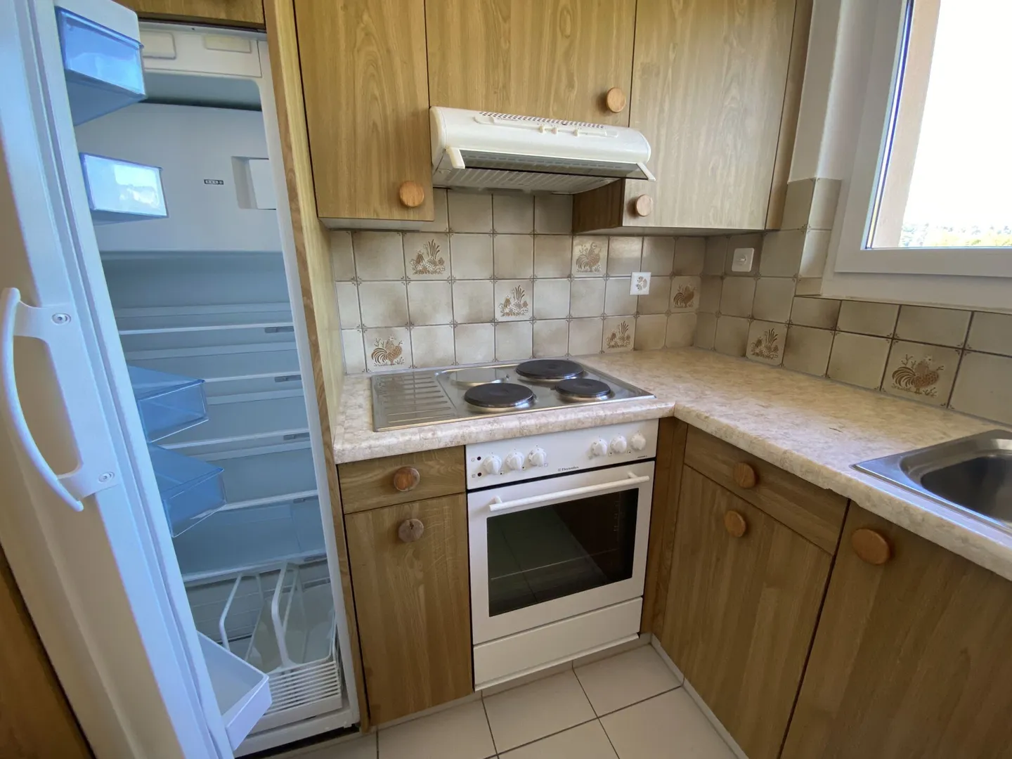 Günstig und Schön! Hell, wohnlich, ruhig, renoviert. 3.0-Zi-Whg. mit grossem Balkon! - Foto 5 von 5