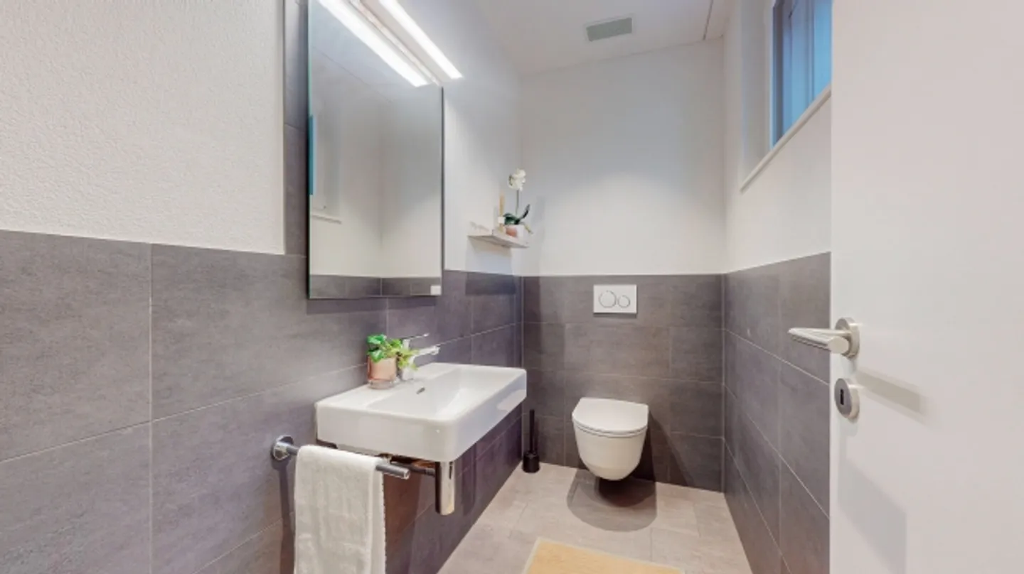 «VILLA MODERNA E SPAZIOSA CON 7,5 CAMERE» - Foto 7 di 8
