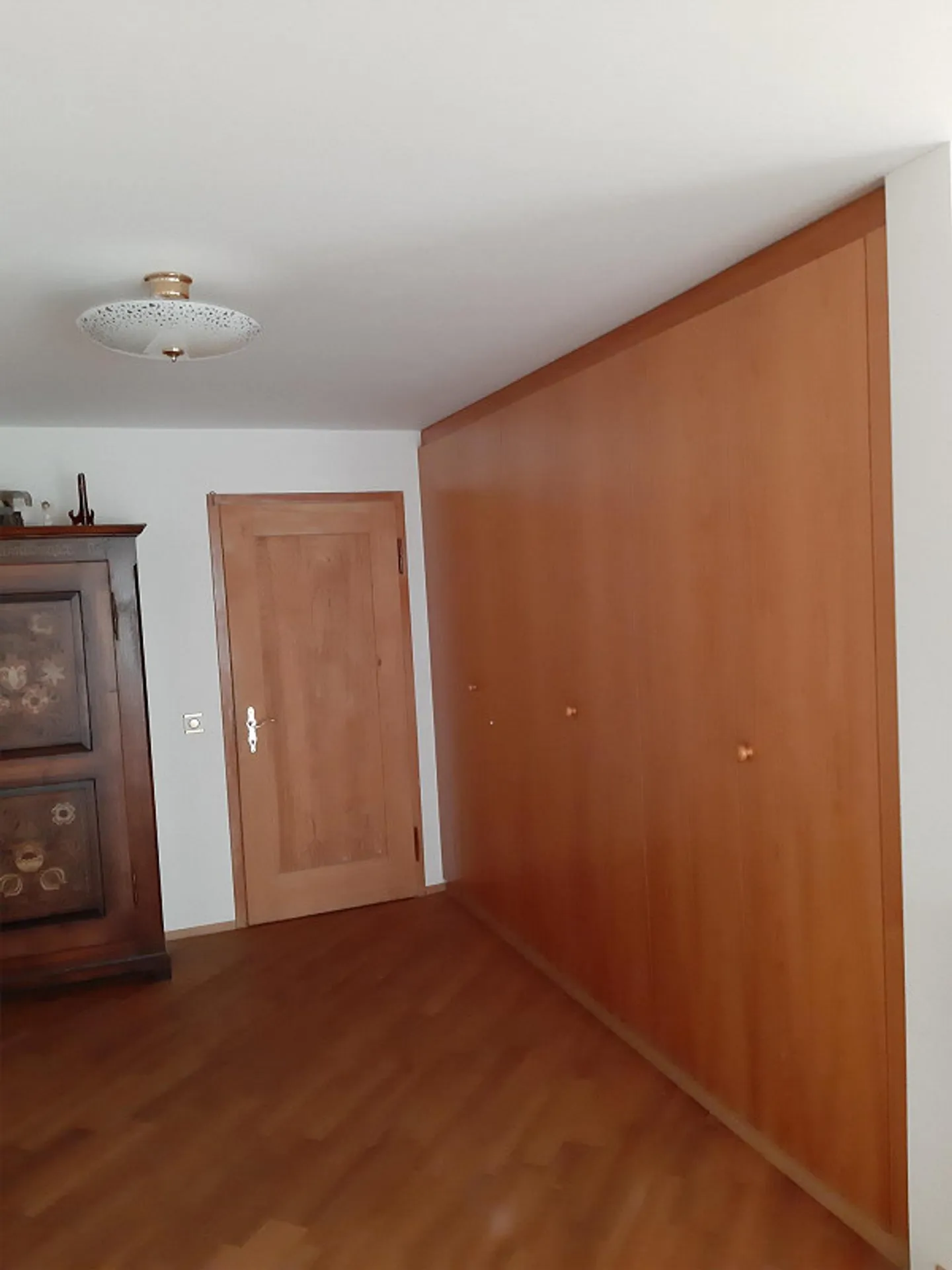 Saniertes 6.5-Zimmer EFH an sonniger und ruhiger Lage - Foto 9 von 20