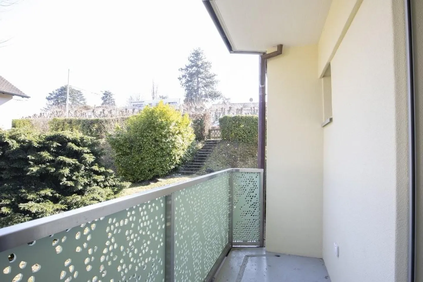 Bright apartment with balcony on Bruderholz - Photo 10 of 11