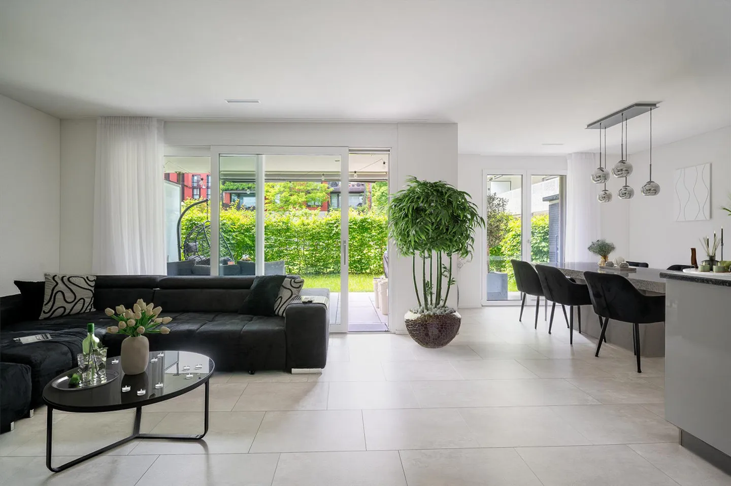 Modernes Wohnen mit Privatsphäre – stilvolle Gartenwohnung in Minergie - Photo 2 of 14