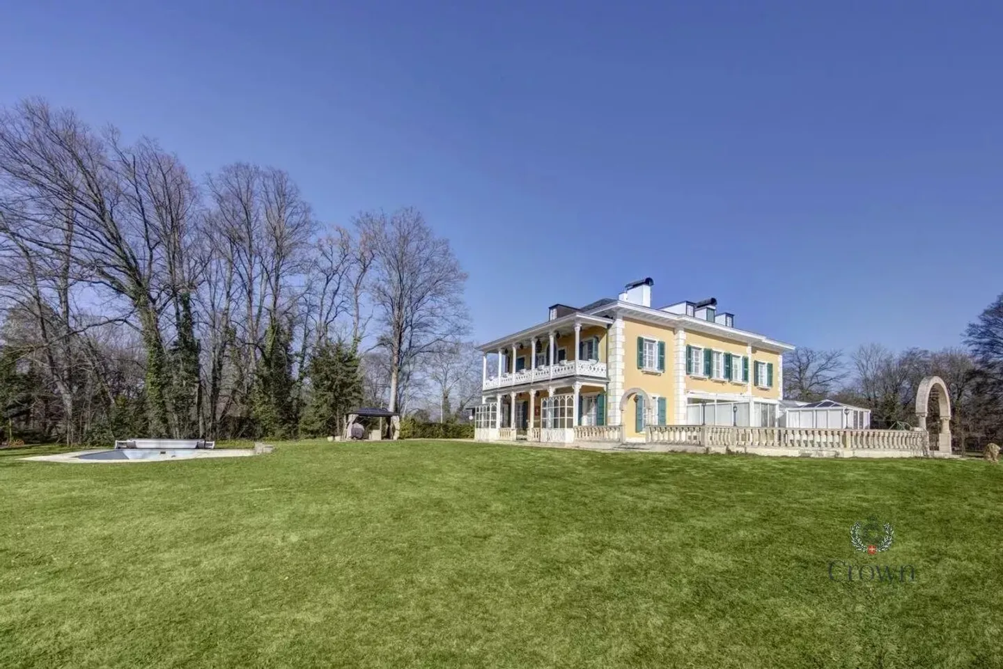 20-room House - Photo 5 of 10