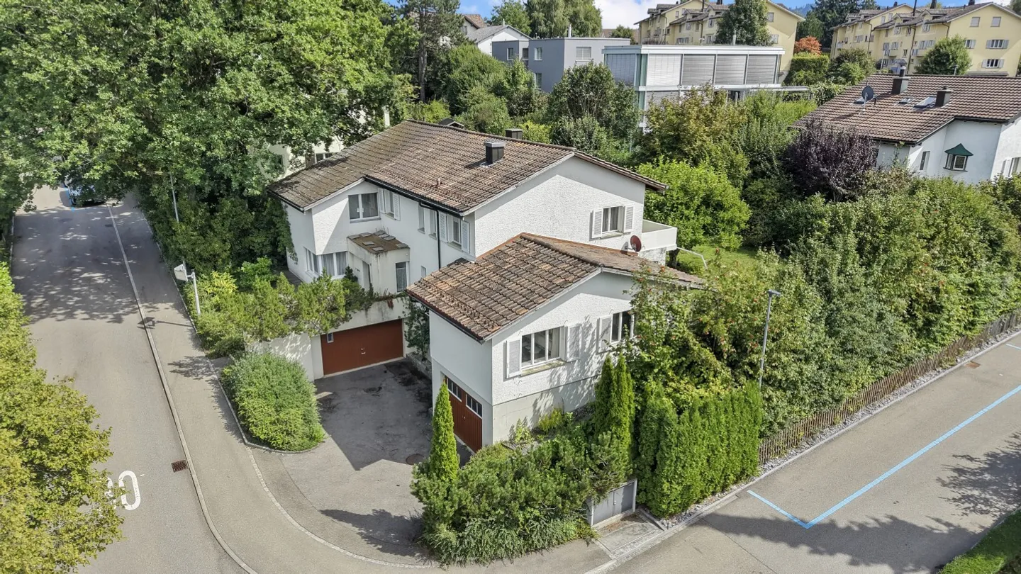 Grosszügiges Einfamilienhaus - Foto 1 von 13