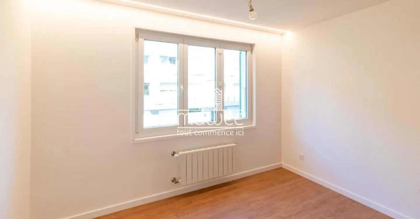 Magnificent fully renovated apartment with high-end finishes - Photo 9 of 12