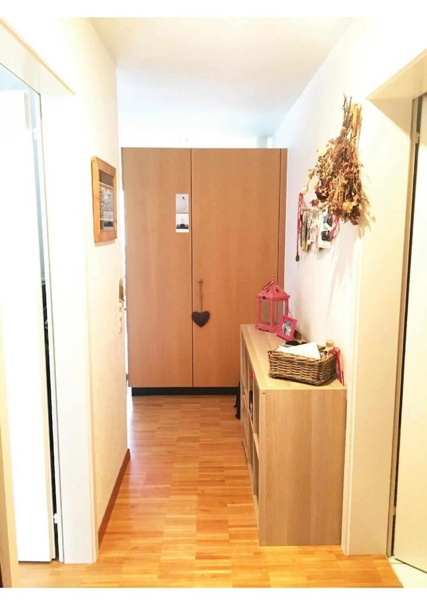 Appartement Charmant dans un Quartier Calme - Photo 2 sur 8