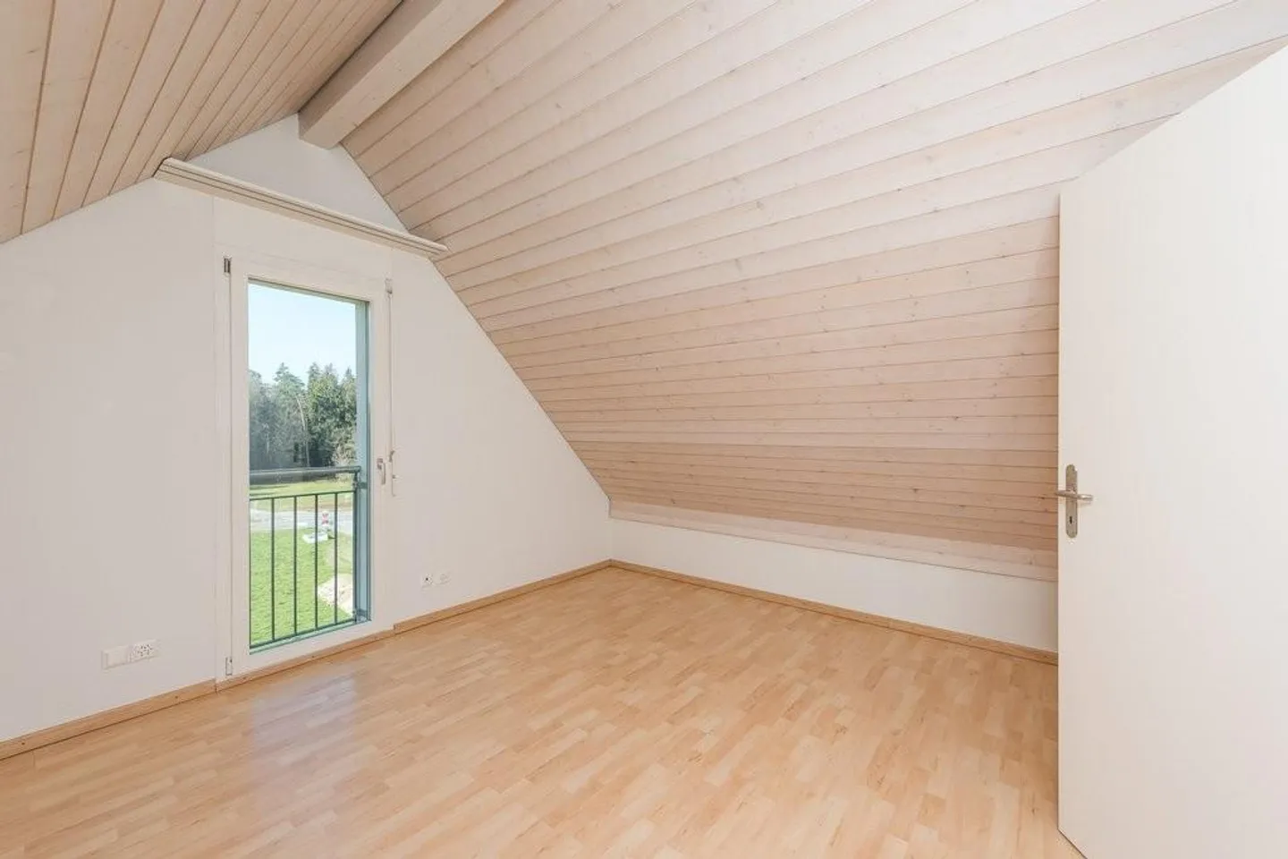 Charmante Wohnung im Grünen - Foto 4 von 9