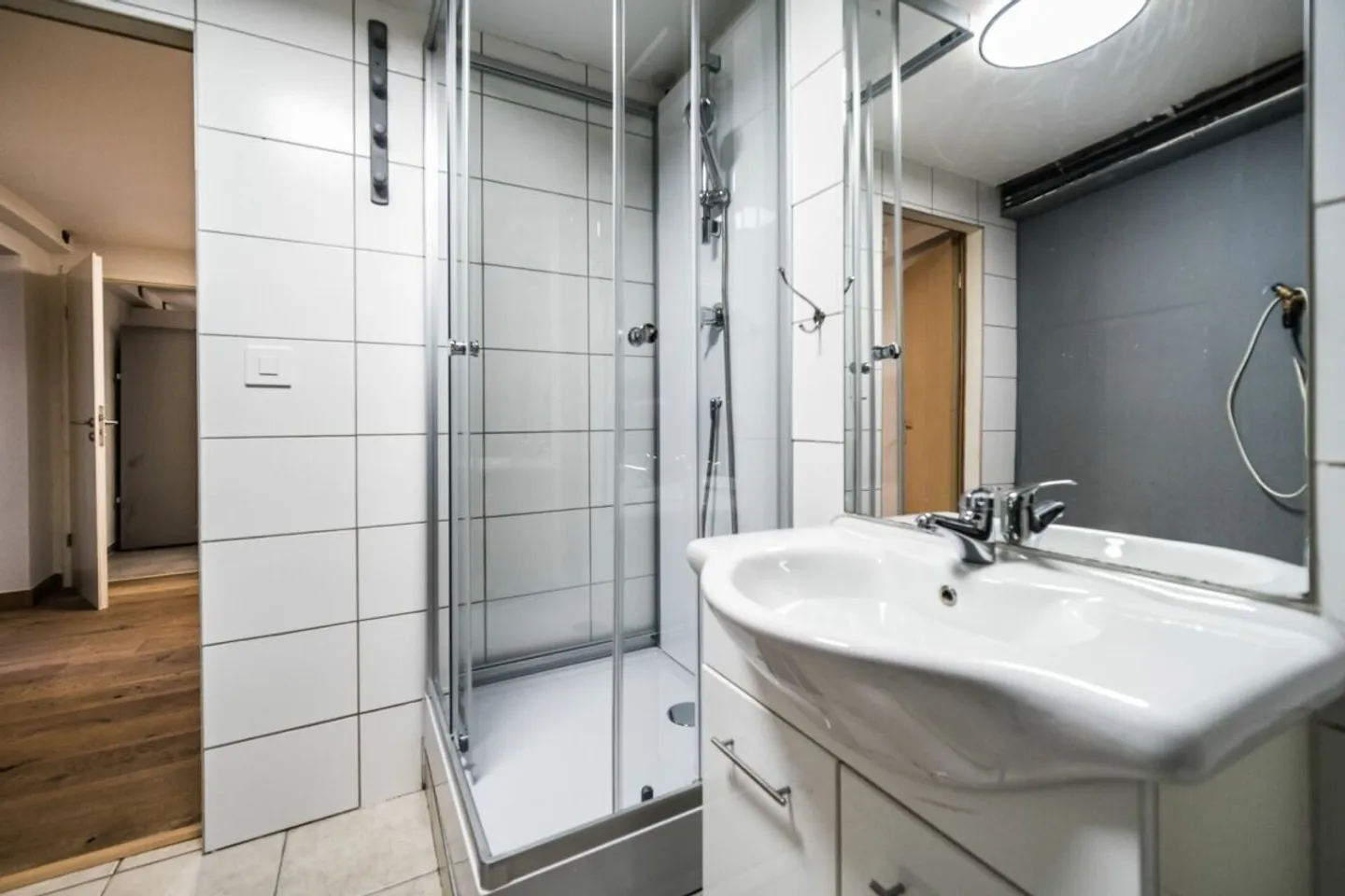 Charmantes Dorfhaus mit Ateliers - Foto 9 von 10