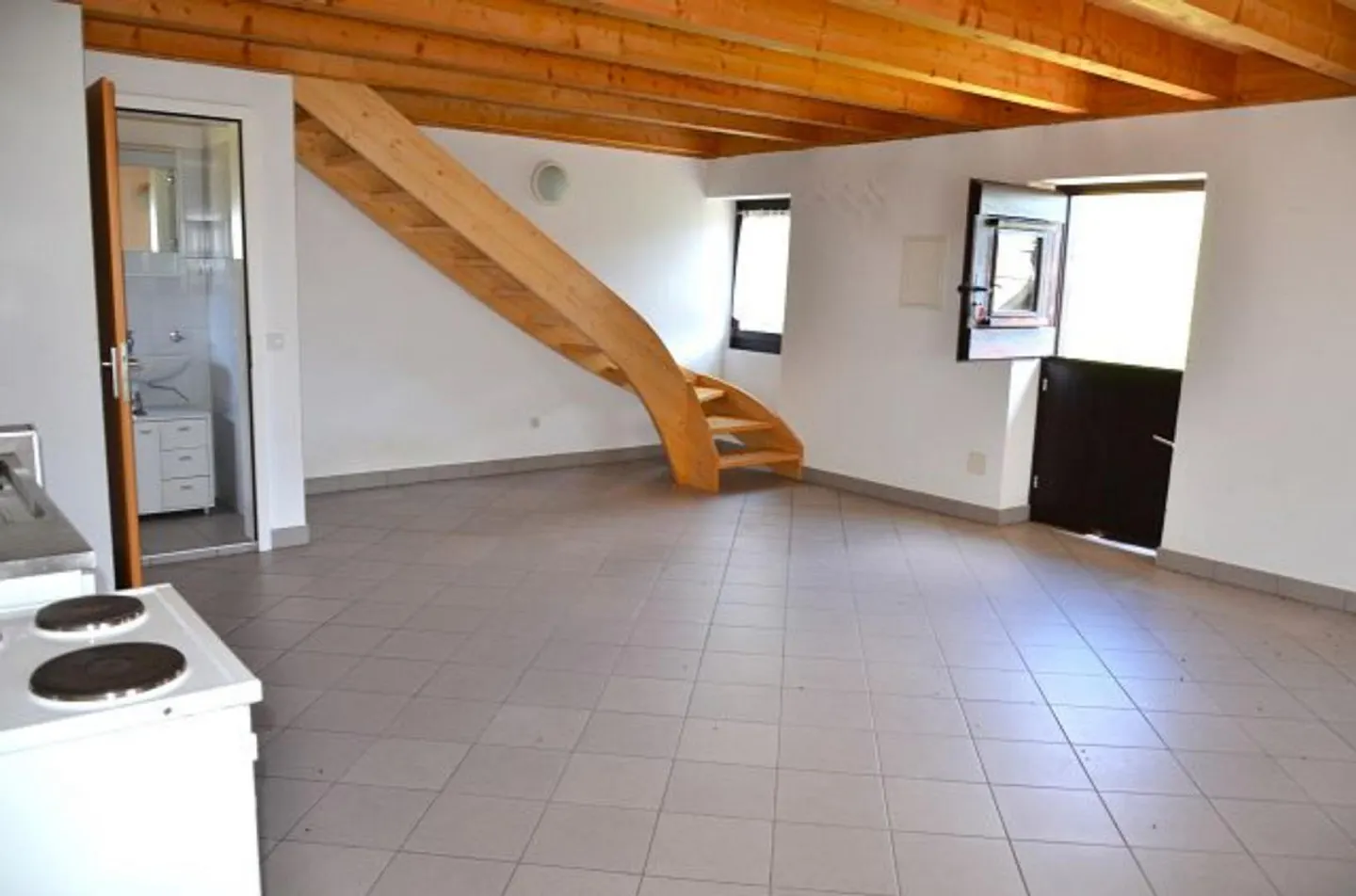 Rustico 3 1/2 locali in posizione molto tranquilla e soleggiata con vista / Bell... - Foto 3 di 39