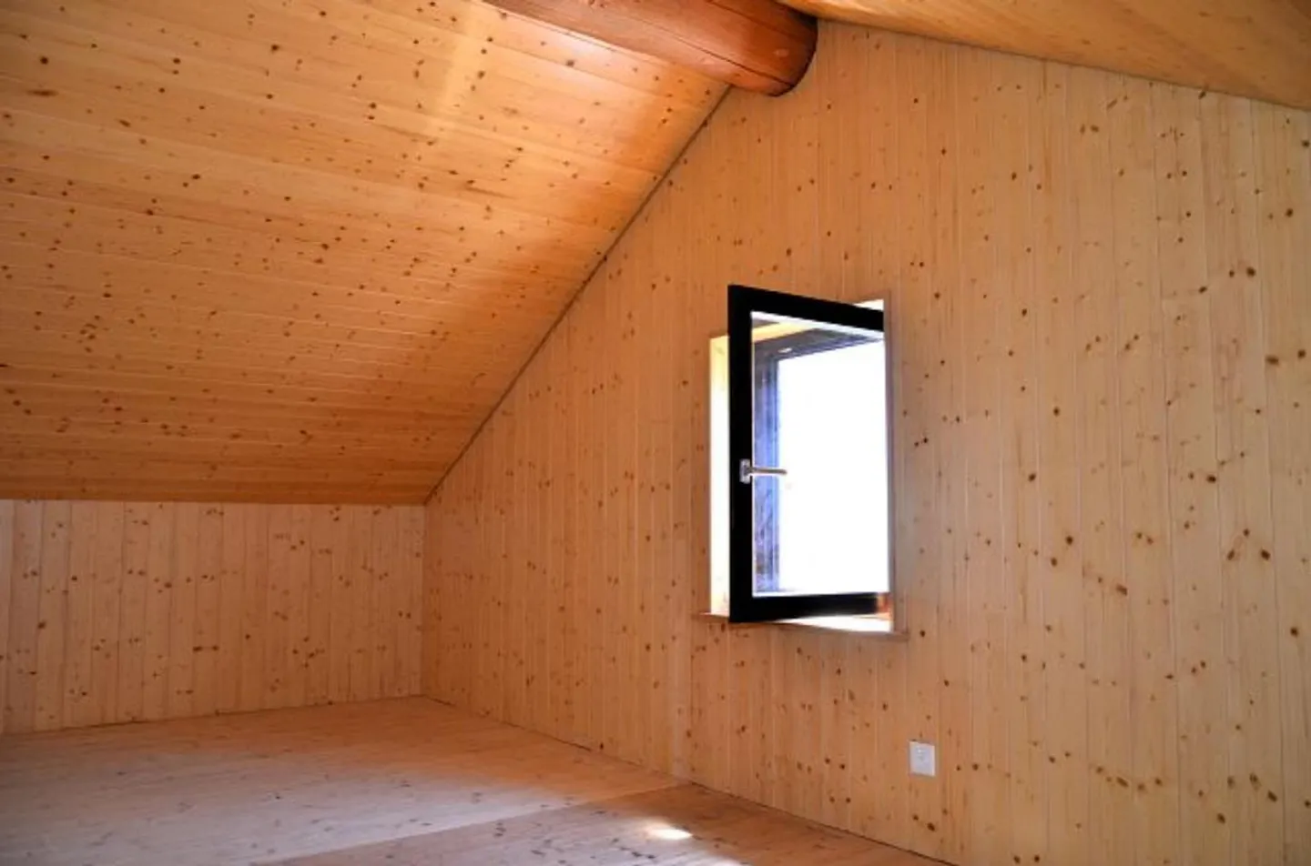 Rustico 3 1/2 locali in posizione molto tranquilla e soleggiata con vista / Bell... - Foto 7 di 39