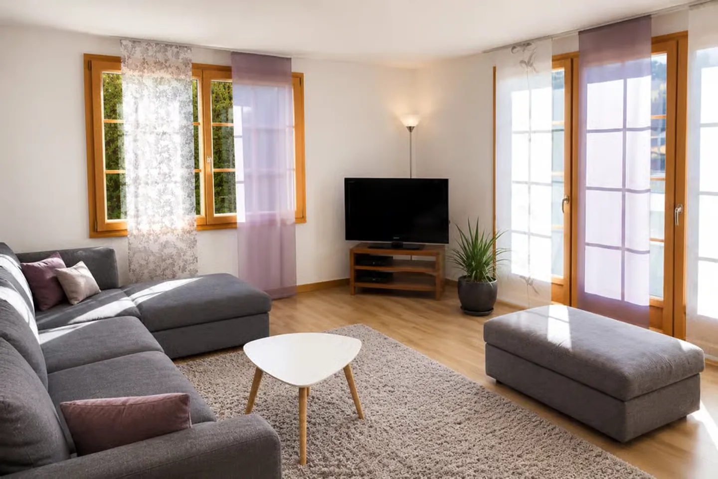 Superbe villa individuelle de 6.5 pièces avec géothermie et panneaux solaires - - Foto 5 von 7