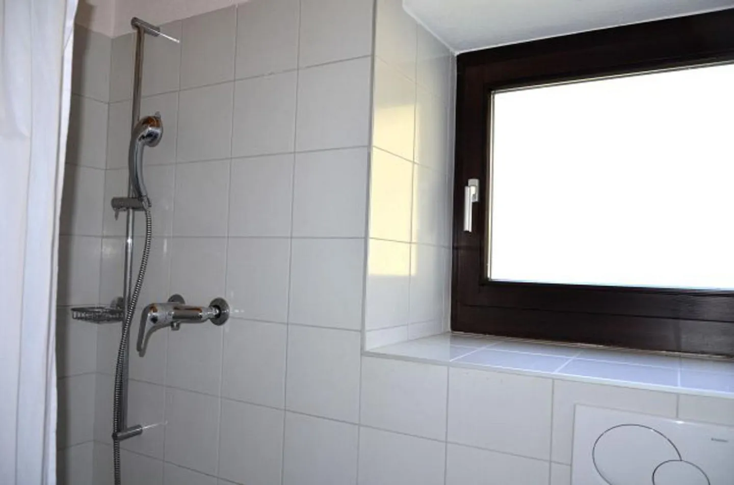 Rustico 3 1/2 locali in posizione molto tranquilla e soleggiata con vista / Bell... - Foto 12 di 39