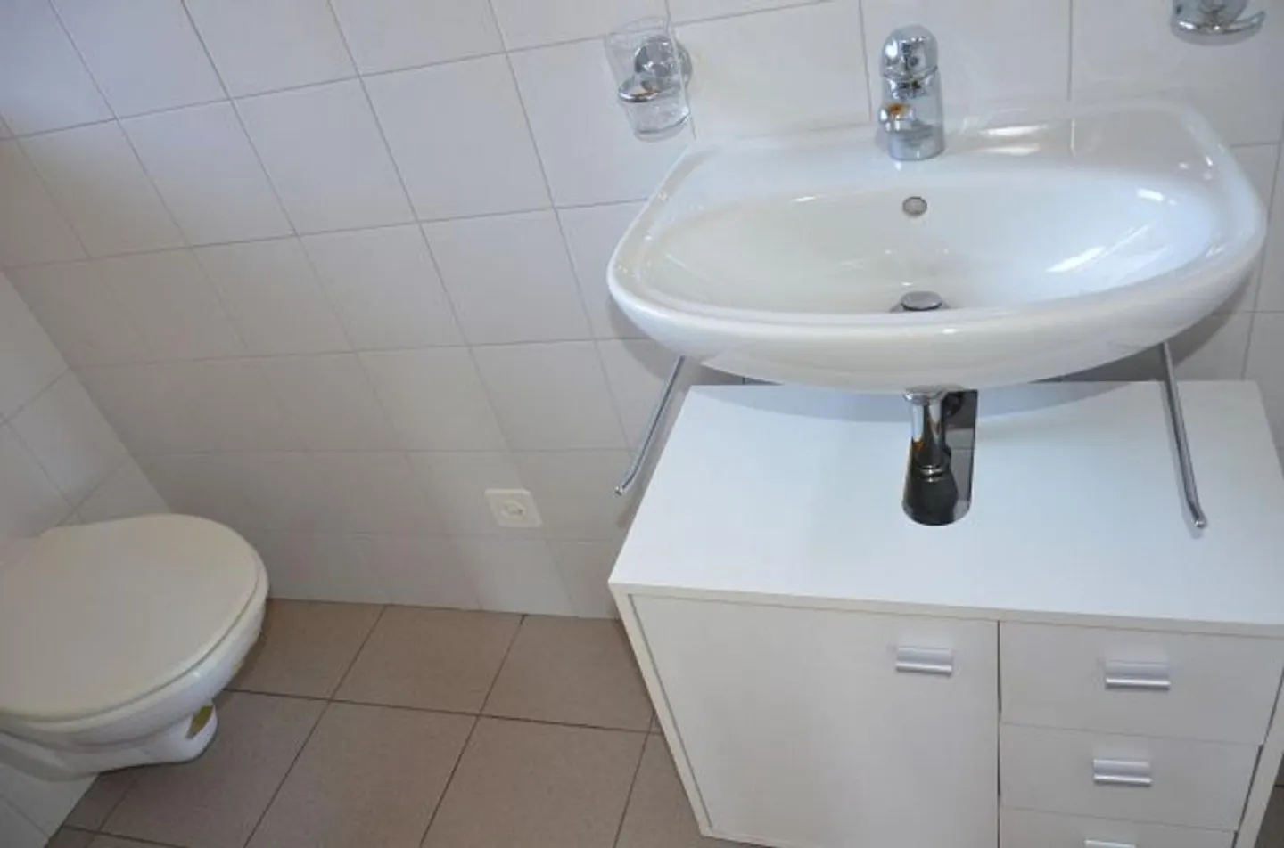 Rustico 3 1/2 locali in posizione molto tranquilla e soleggiata con vista / Bell... - Foto 13 di 39