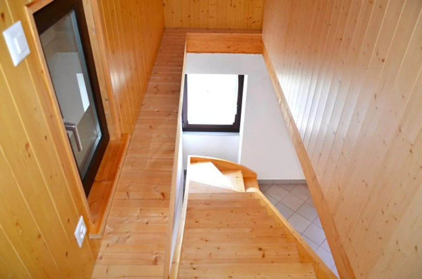 Rustico 3 1/2 locali in posizione molto tranquilla e soleggiata con vista / Bell... - Foto 16 di 39