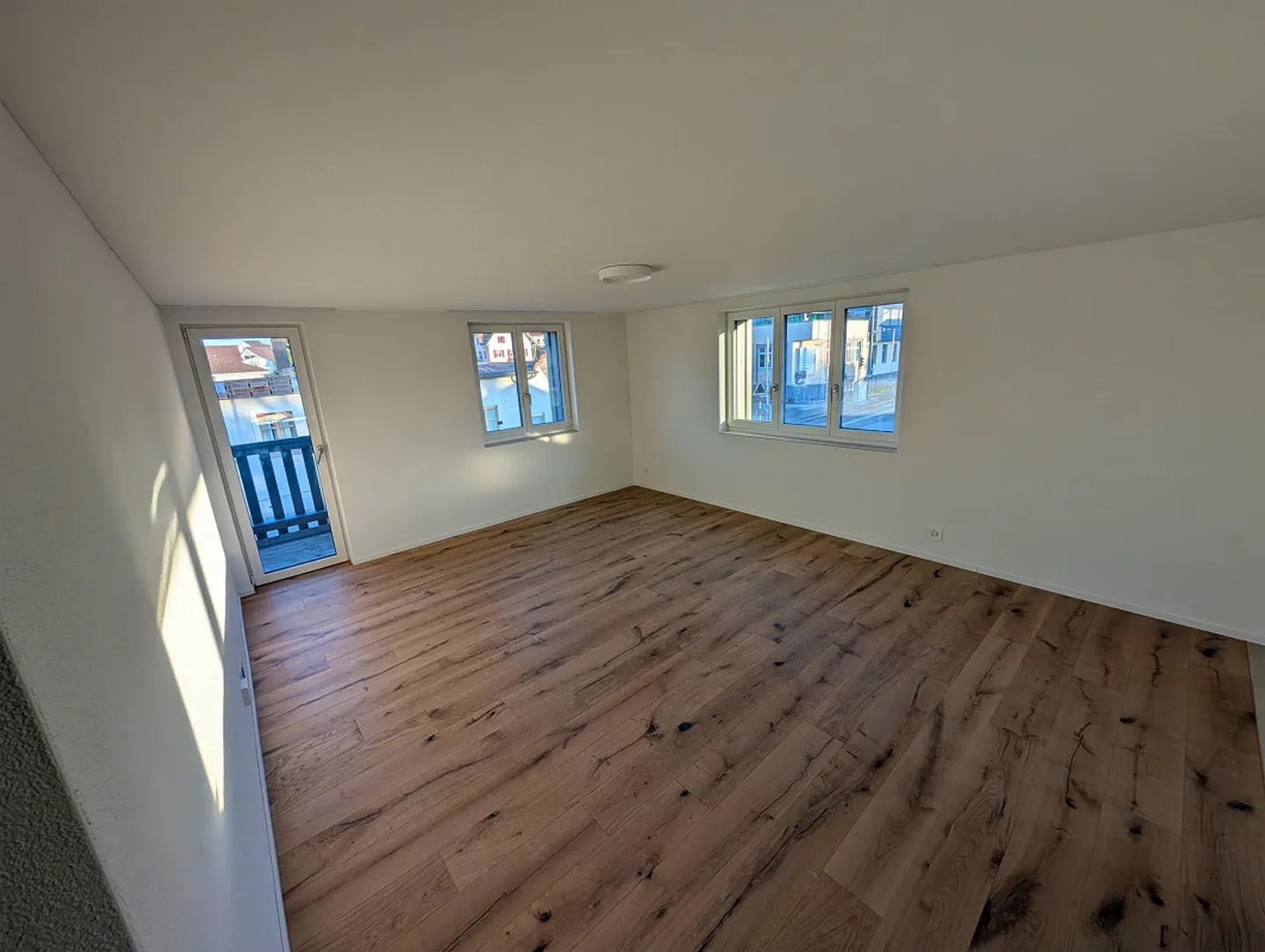 First occupancy: Modern 3.5-room apartment to owner-occupier standard - Photo 2 of 6