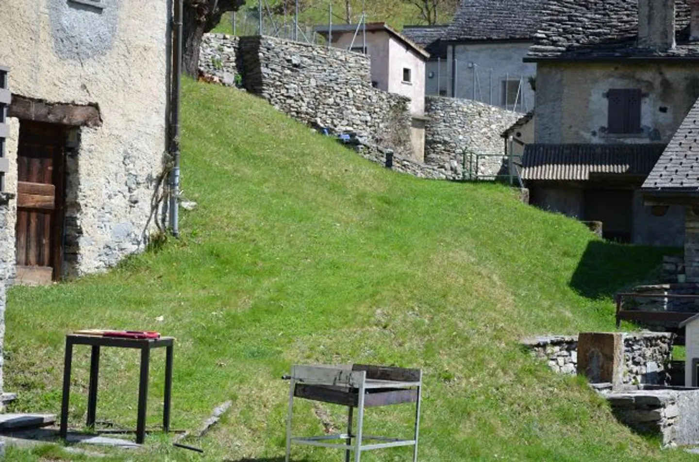 Rustico 3 1/2 locali in posizione molto tranquilla e soleggiata con vista / Bell... - Foto 24 di 39