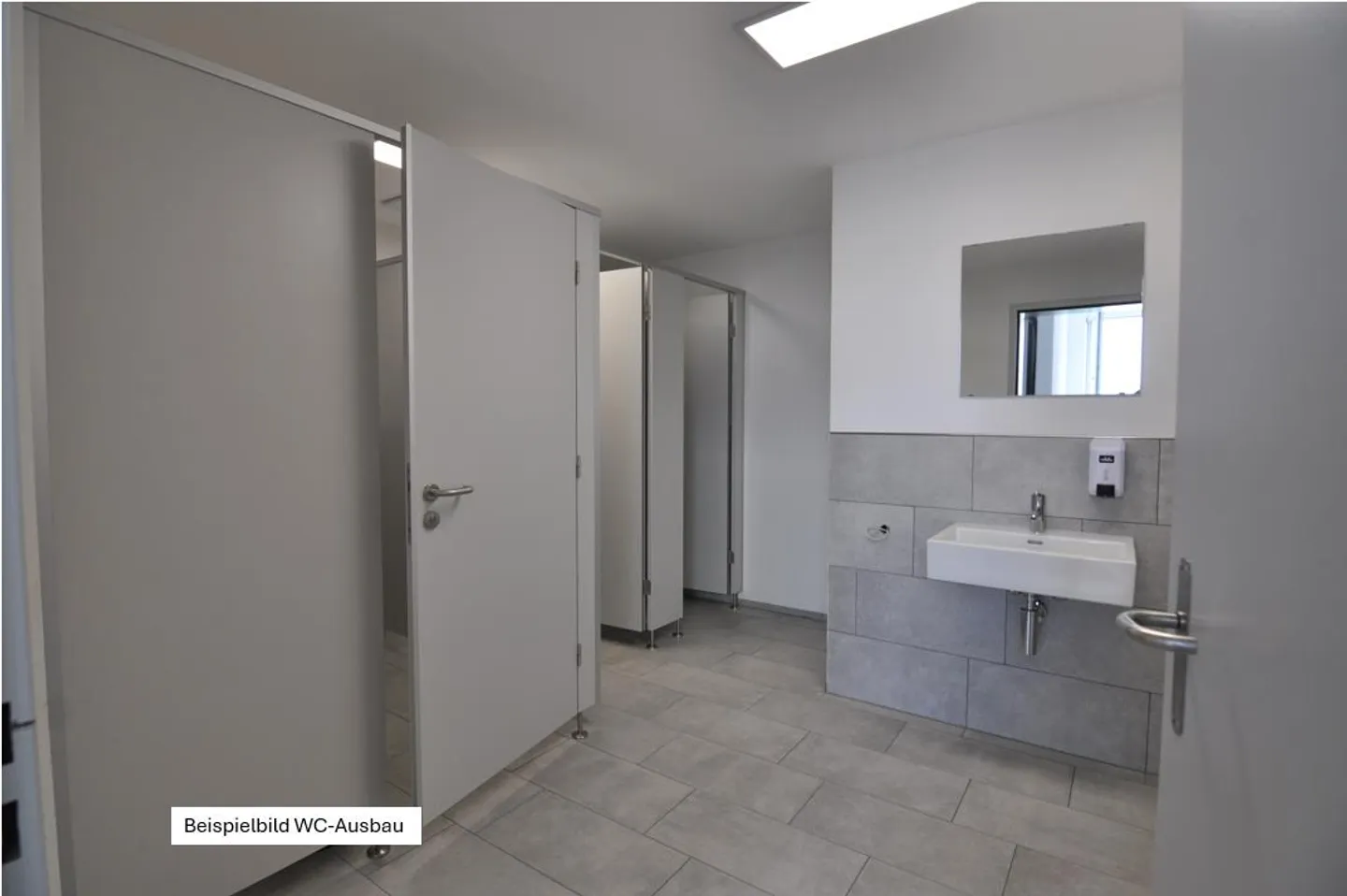 Commercial / Industrial in Füllinsdorf - Photo 11 of 11