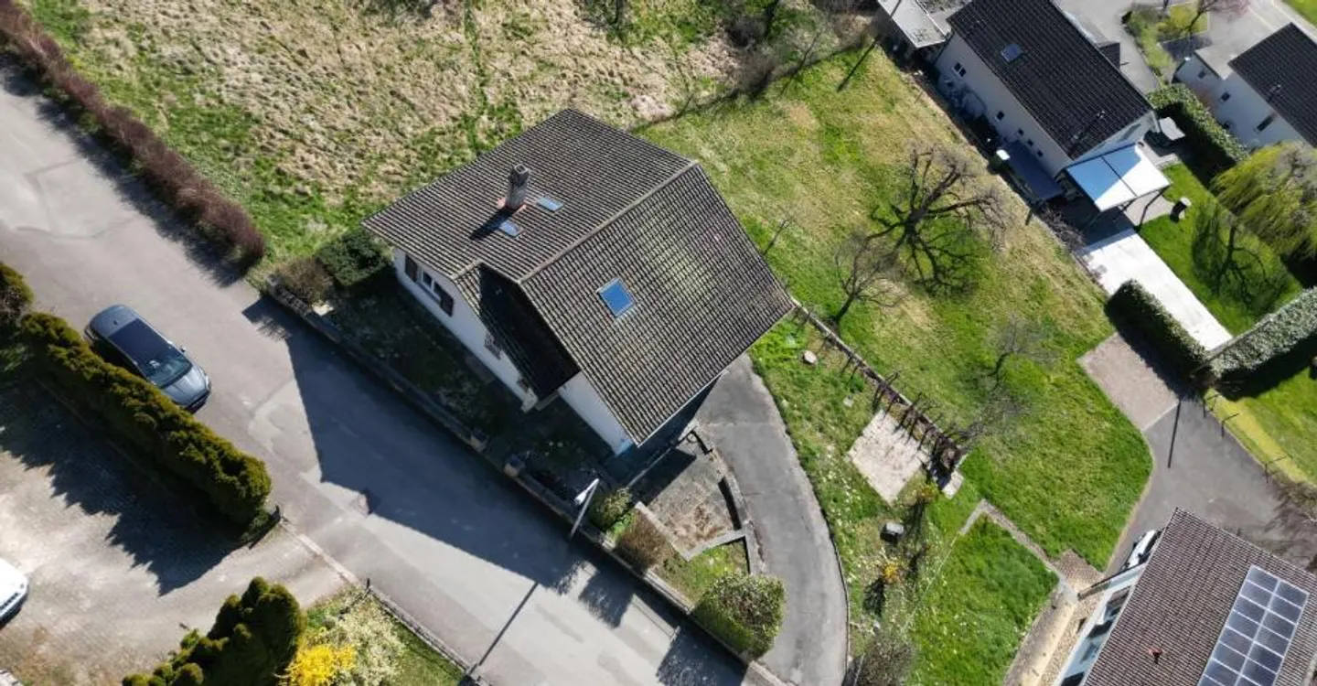 8-room House - Photo 9 of 13