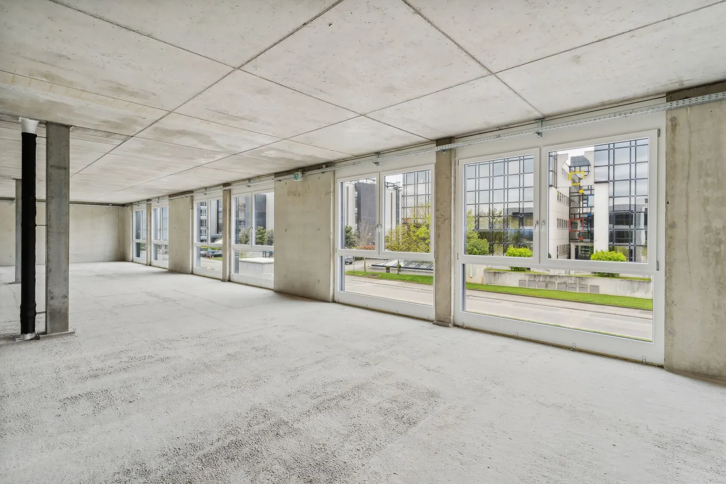 Nuovo a Gland - Grande superficie commerciale - industriale / 600m2 - Foto 4 di 9