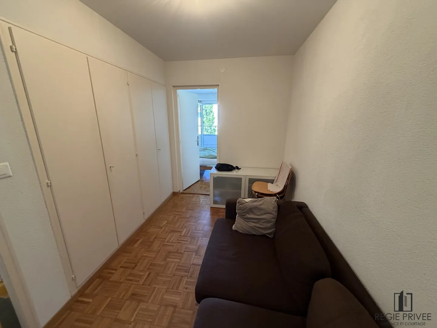 Appartamento di due e mezzo stanze al 2° piano con balcone - Foto 4 di 7