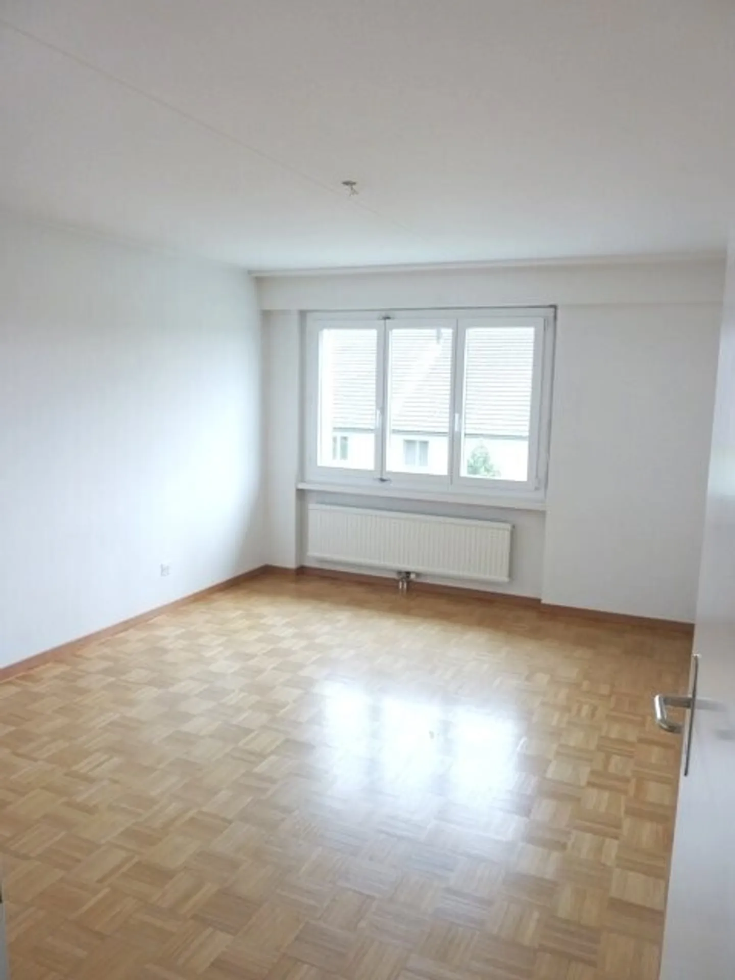 Un Début d'Appartement Heureux - Photo 3 sur 5