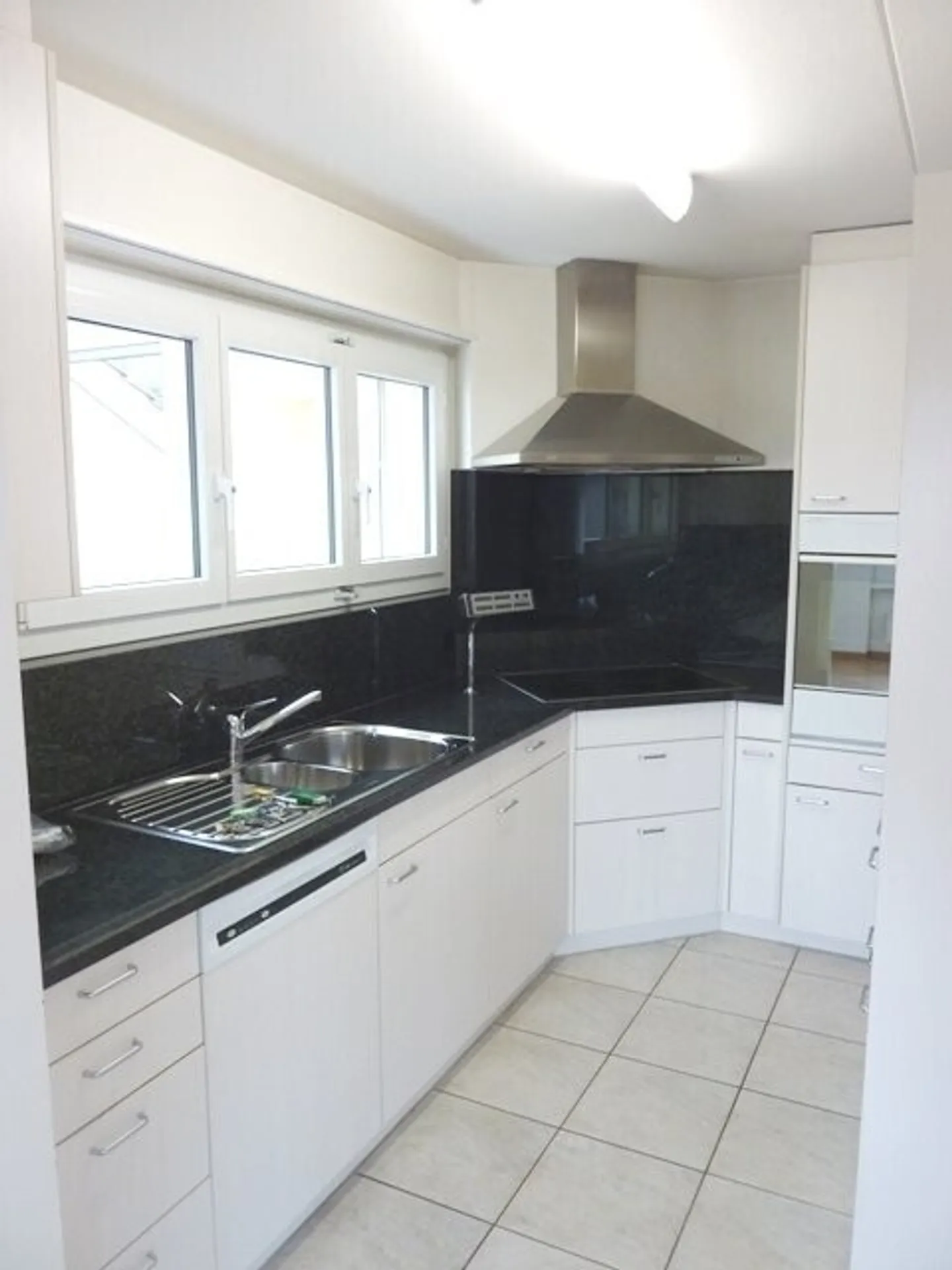 Un Début d'Appartement Heureux - Photo 4 sur 5